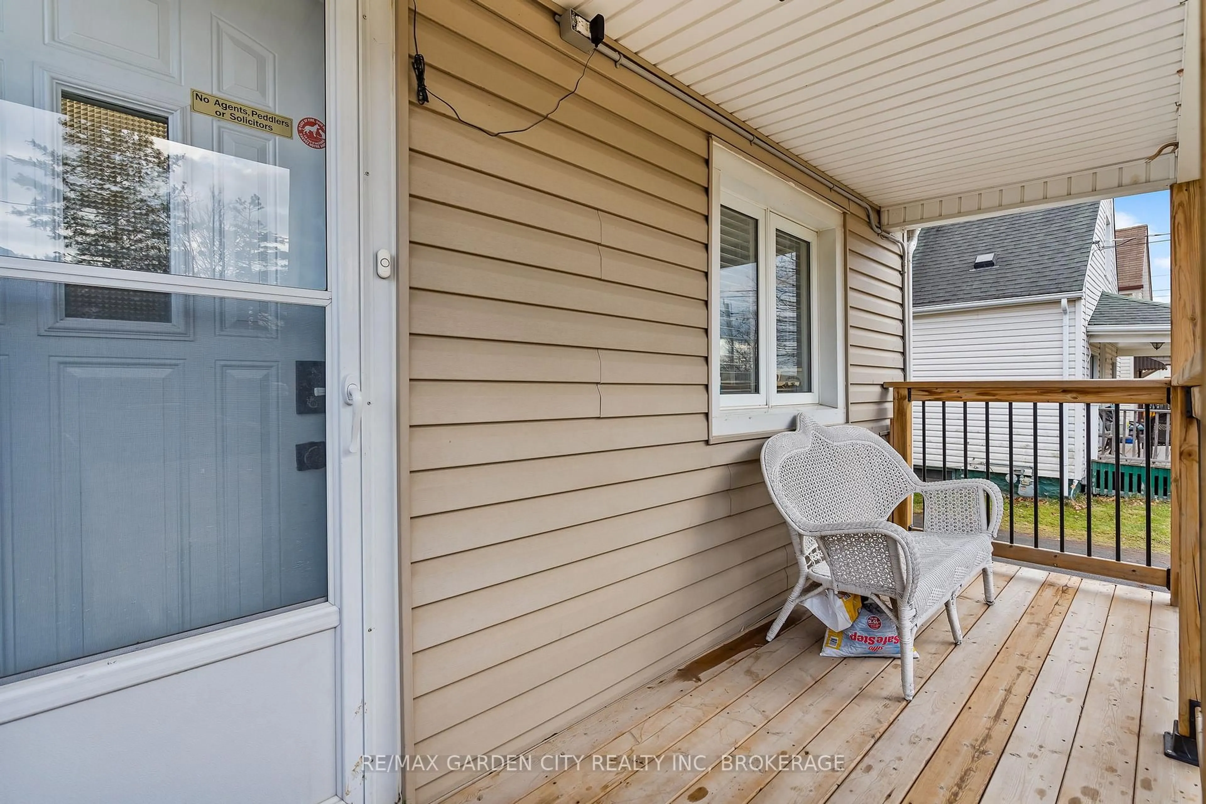 Unknown for 291 ALBERTA St, Welland Ontario L3B 2W1