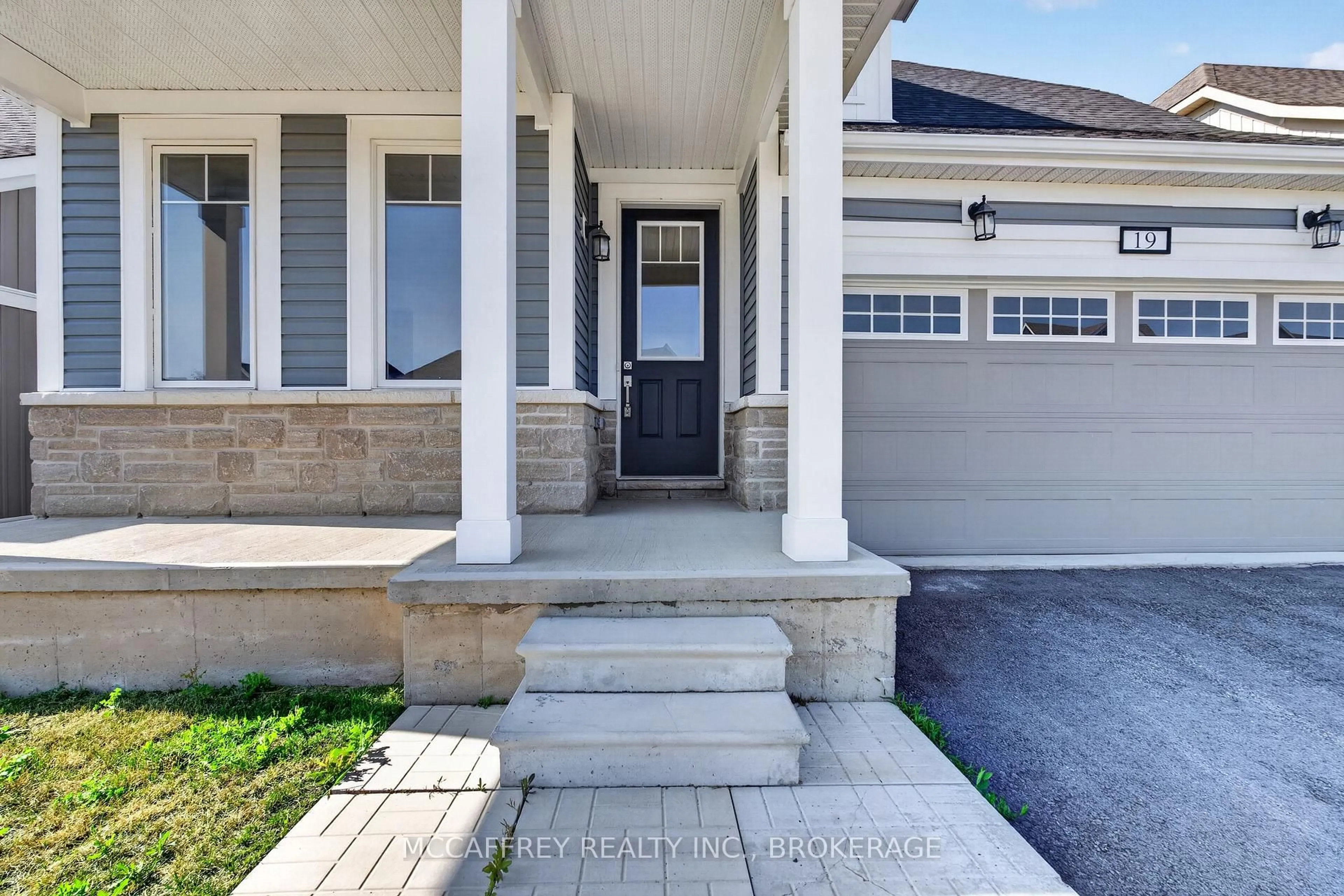 Unknown for 19 Oakmont Dr, Bath Ontario K0H 1G0