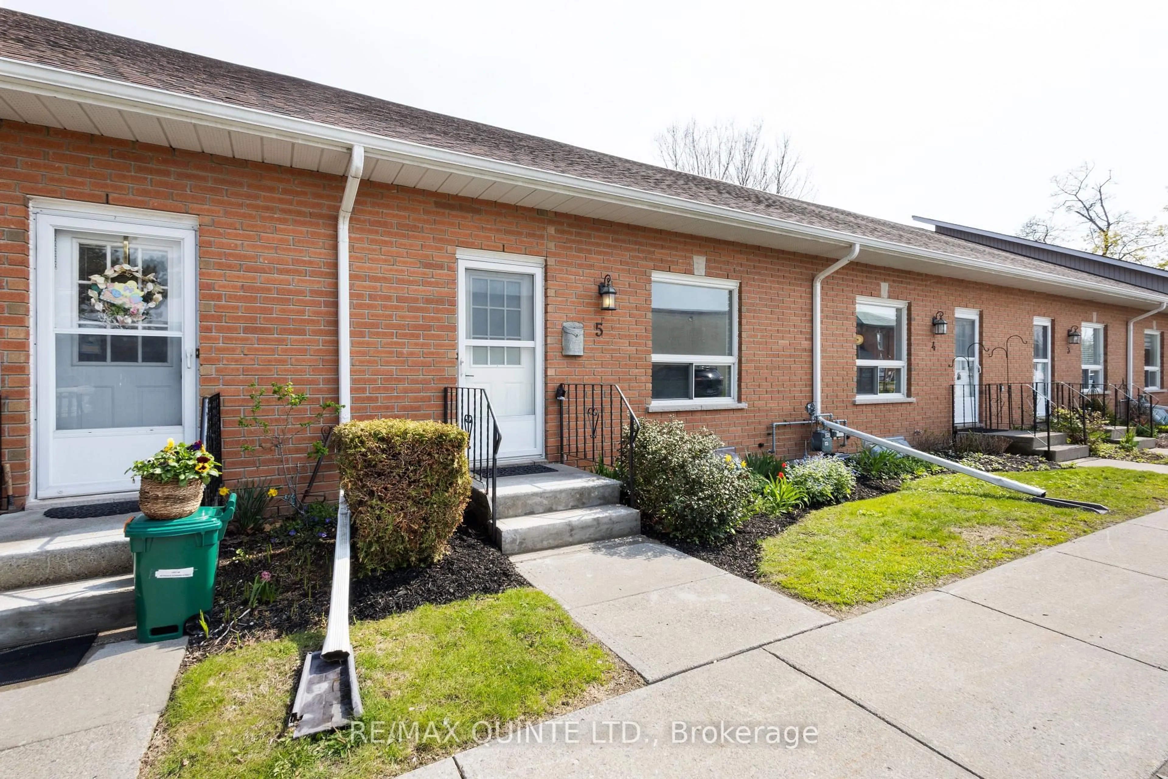 Unknown for 45 Prince Edward St #5, Brighton Ontario K0K 1H0