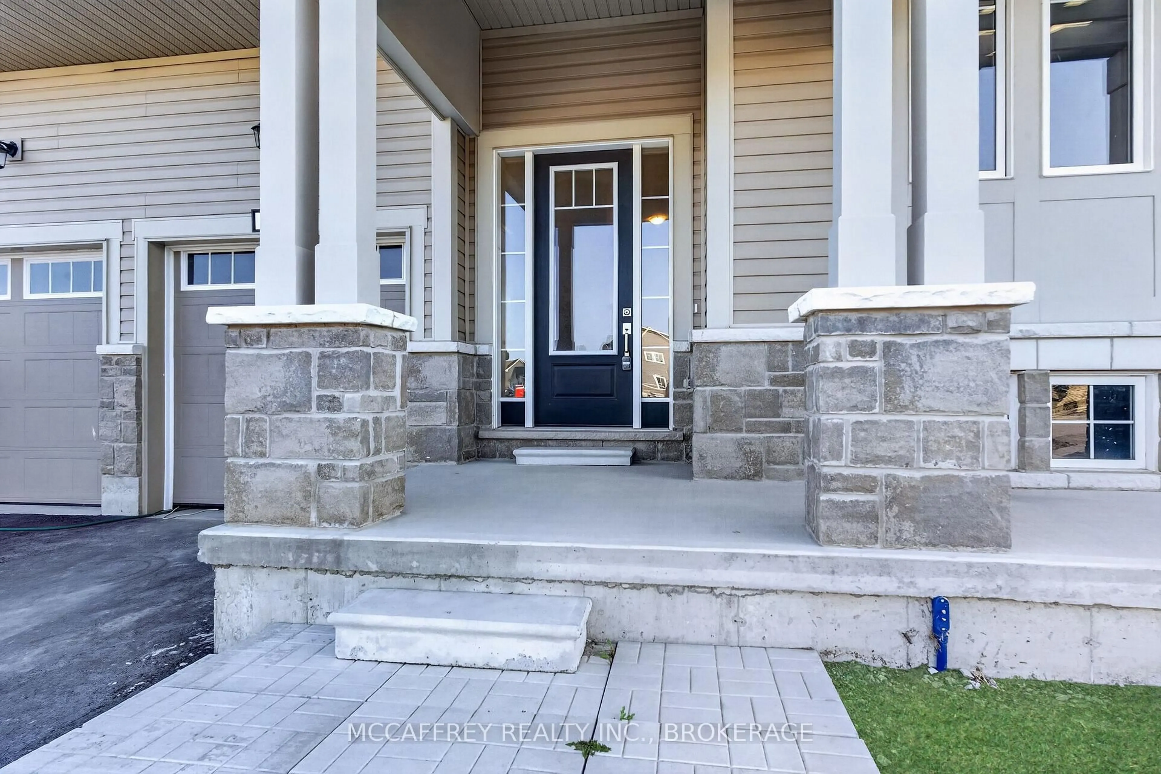 Unknown for 160 Country Club Dr, Bath Ontario K0H 1G0