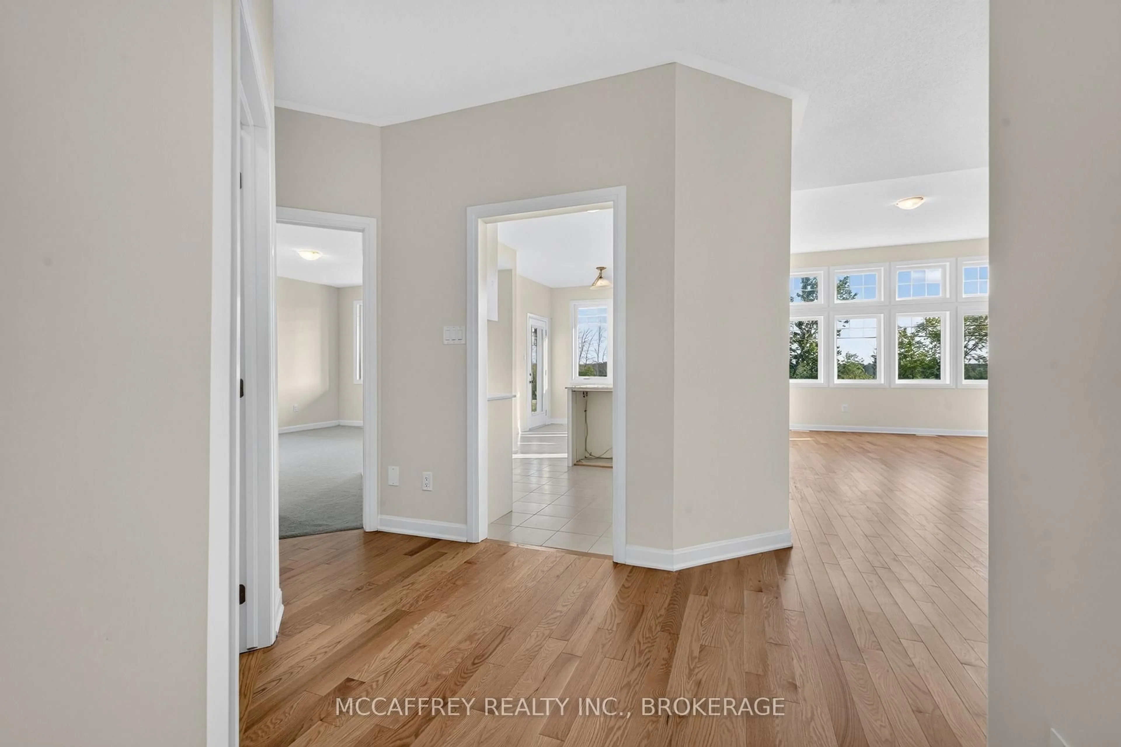 Indoor entryway for 160 Country Club Dr, Bath Ontario K0H 1G0