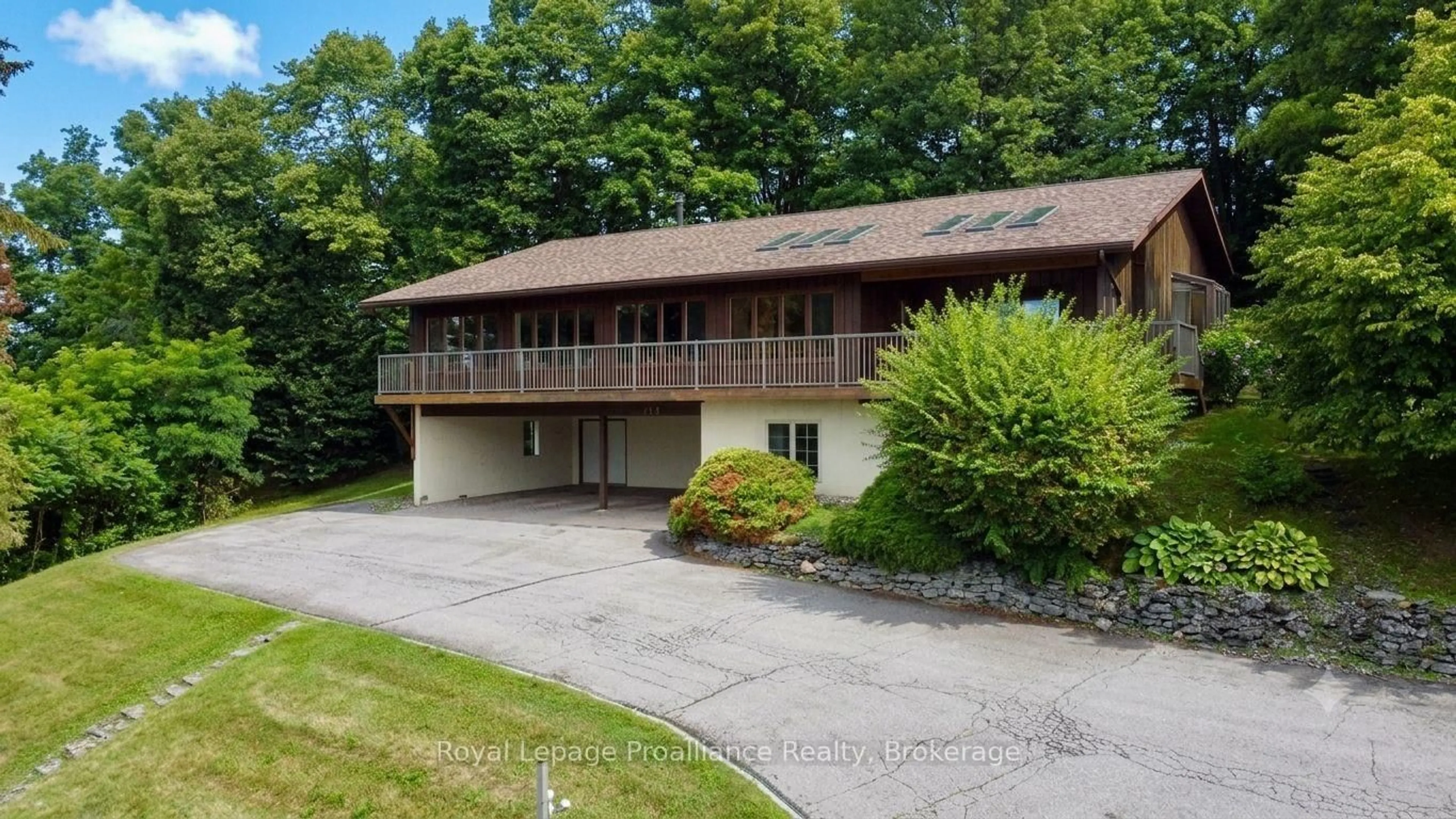 A pic from outside/outdoor area/front of a property/back of a property/a pic from drone, water/lake/river/ocean view for 144 Elizabeth St, Brighton Ontario K0K 1H0