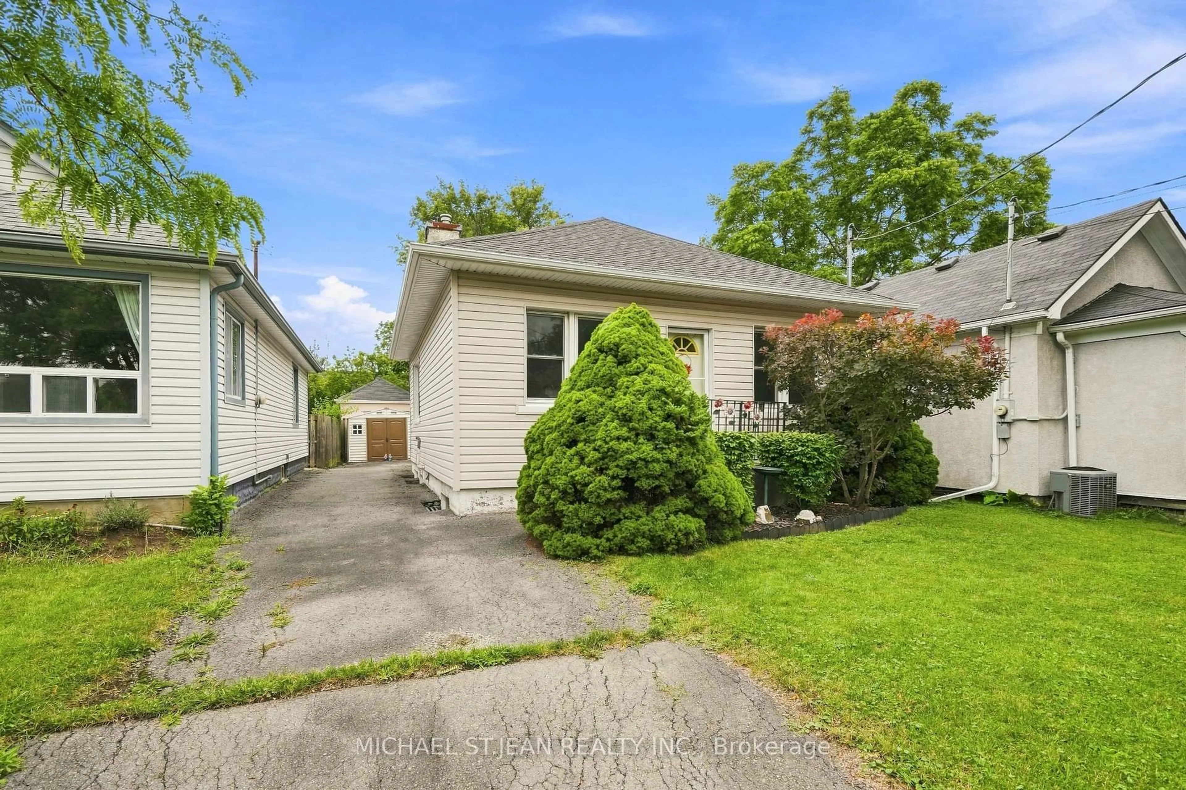 Unknown for 35 Chetwood St, St. Catharines Ontario L2S 1K3