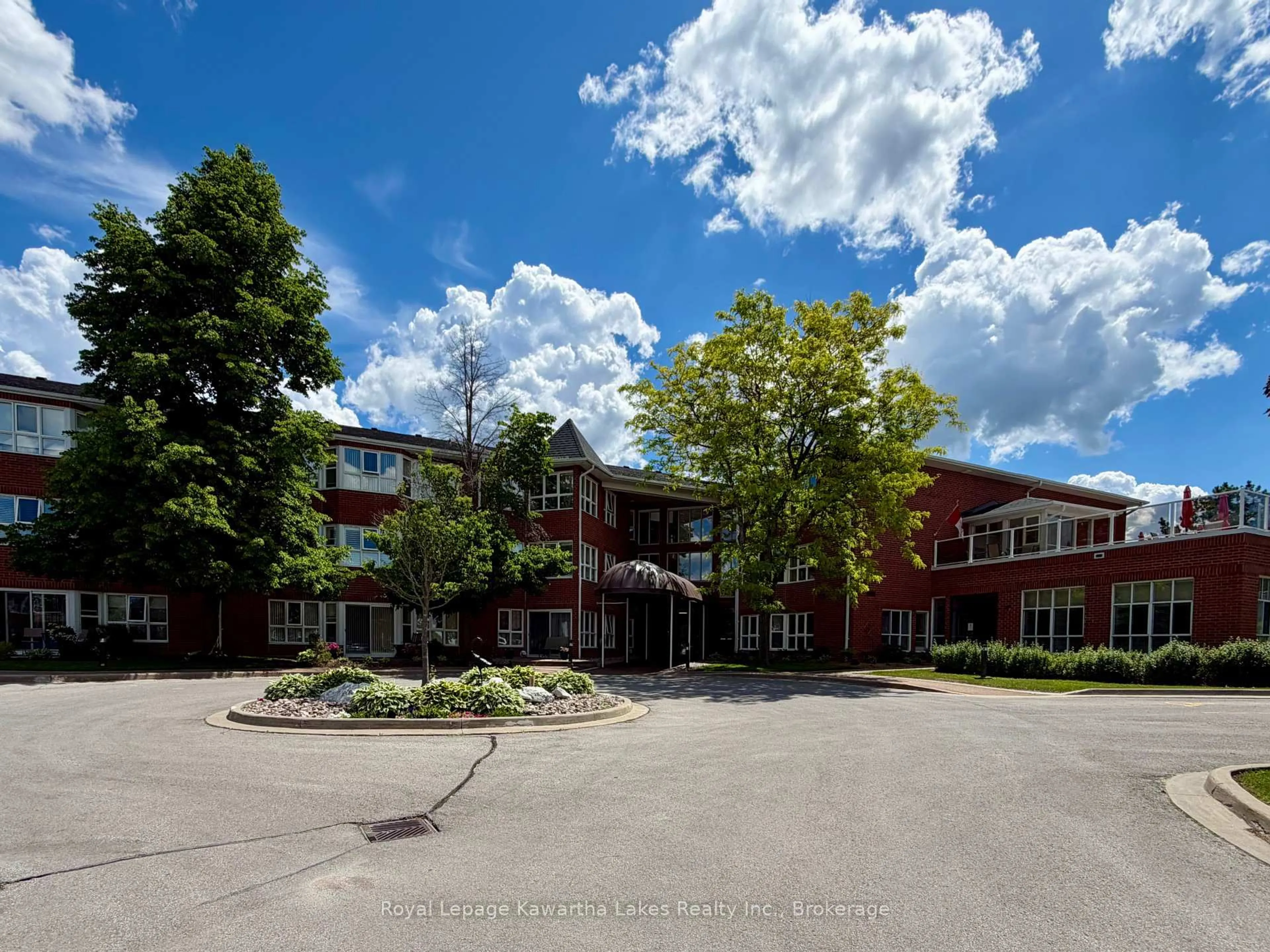 Patio, unknown for 4 Heritage Way #303, Kawartha Lakes Ontario K9V 5Z2