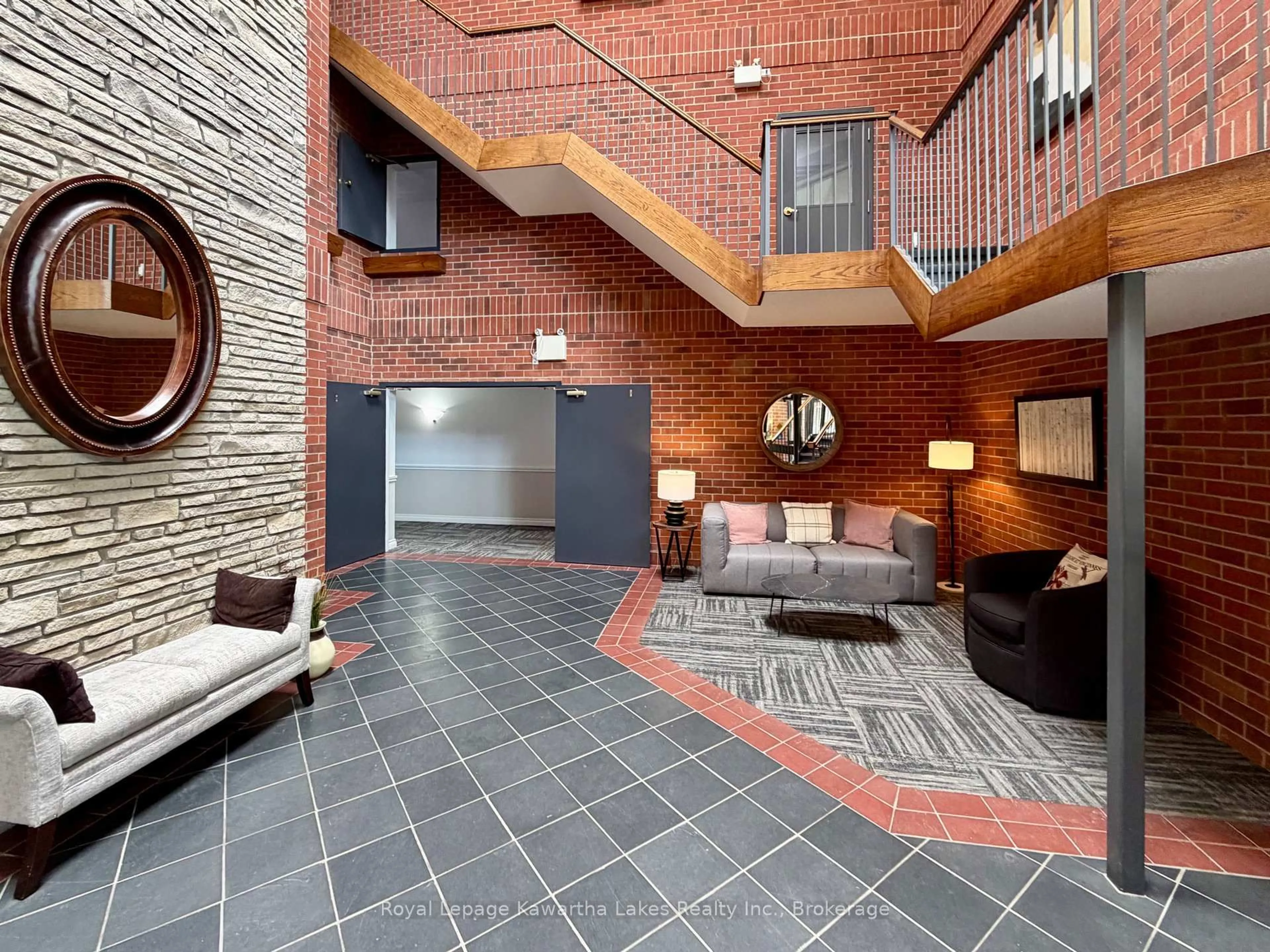 Indoor foyer for 4 Heritage Way #303, Kawartha Lakes Ontario K9V 5Z2