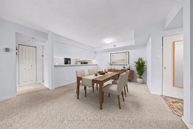 205 Somerset St #105, Ottawa 2
