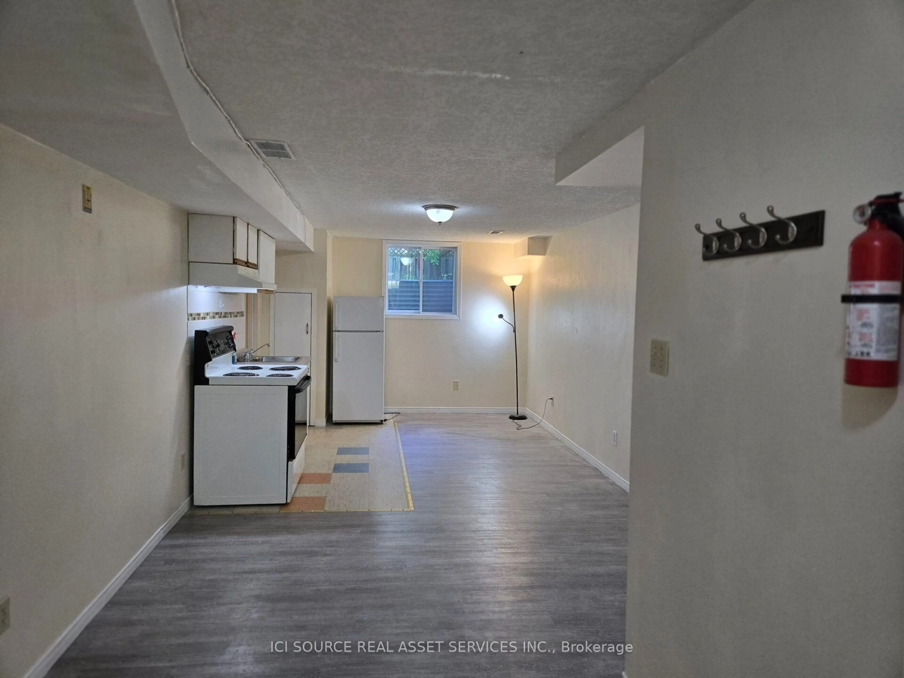 A pic of a room for 90 Cole Rd, Guelph Ontario N1G 4S3