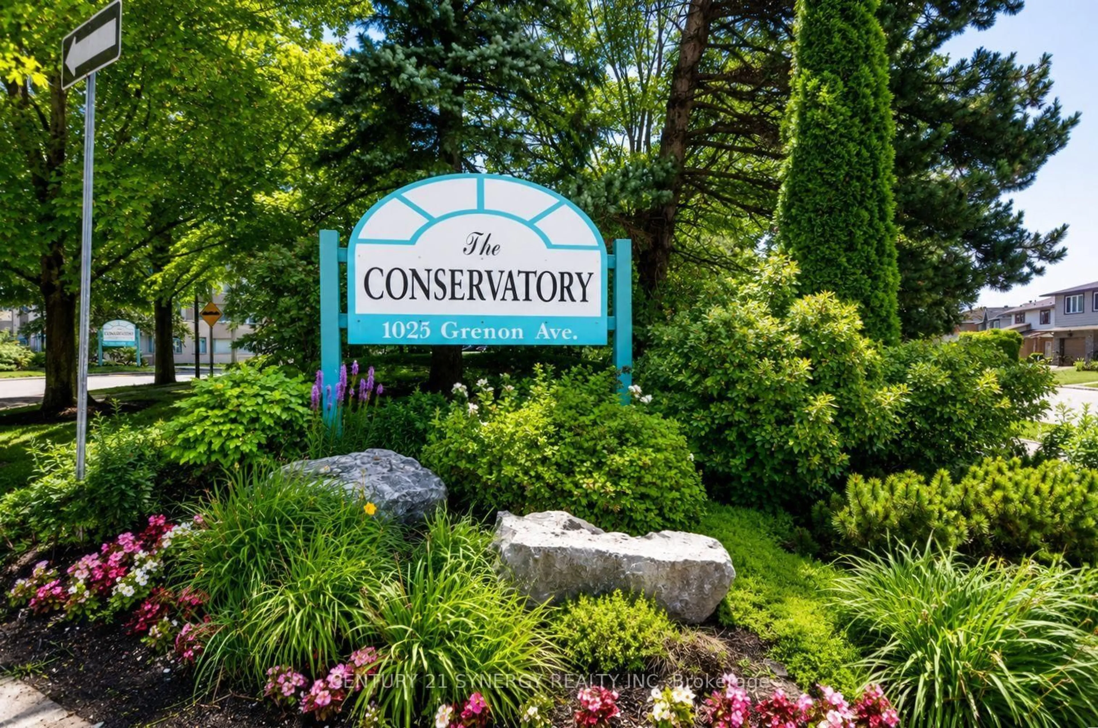 Indoor entryway for 1025 Grenon Ave #230, Ottawa Ontario K2B 8S5