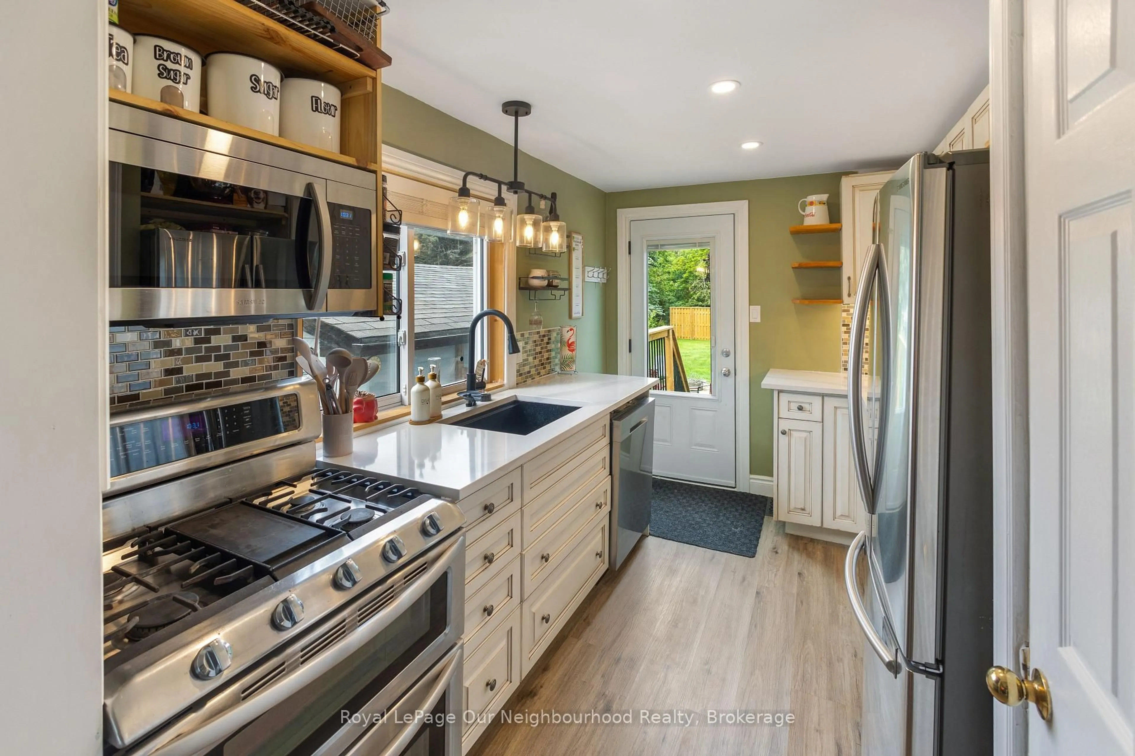 Open concept kitchen, ceramic/tile floor for 1397 Ontario St, Cobourg Ontario K9A 0N7