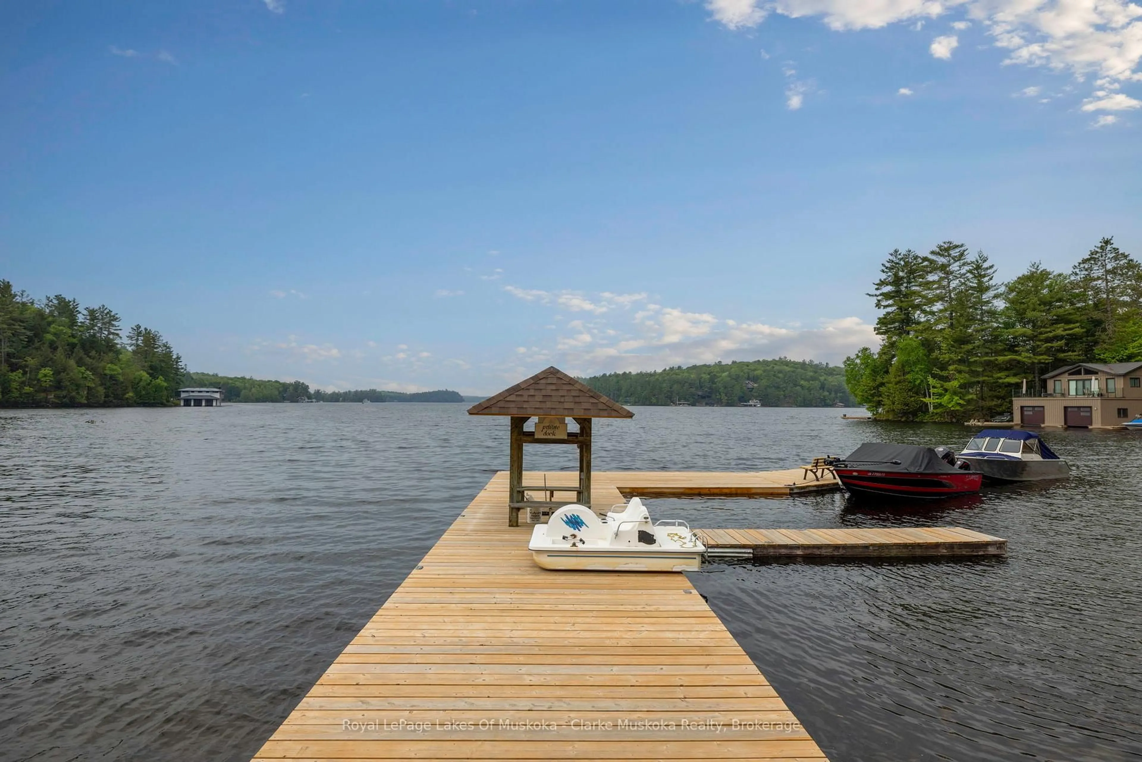 Patio, water/lake/river/ocean view for 3998 Highway 141 #12, Muskoka Lakes Ontario P0C 1J0