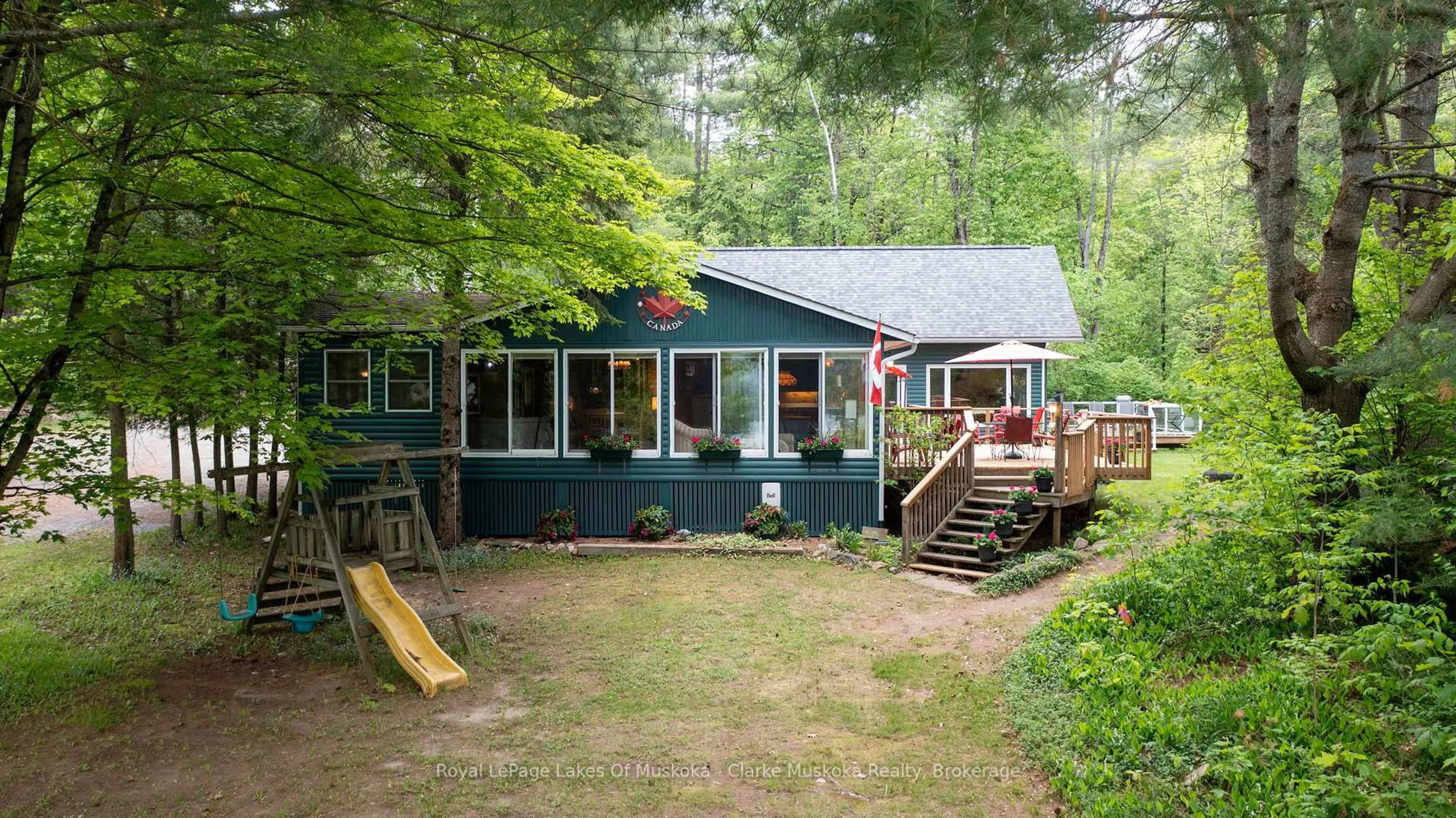 Patio, unknown for 3998 Highway 141 #12, Muskoka Lakes Ontario P0C 1J0