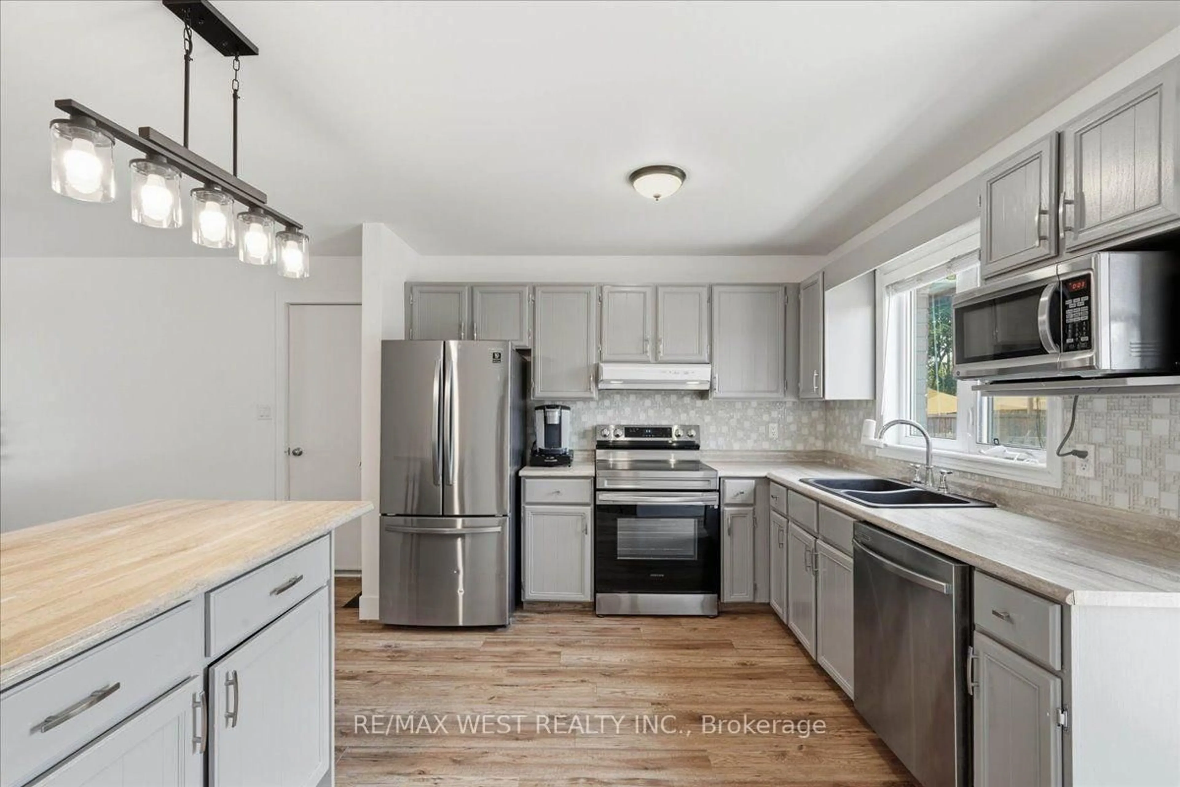 Open concept kitchen, unknown for 12 DUNNETT Dr, Brighton Ontario K0K 1H0