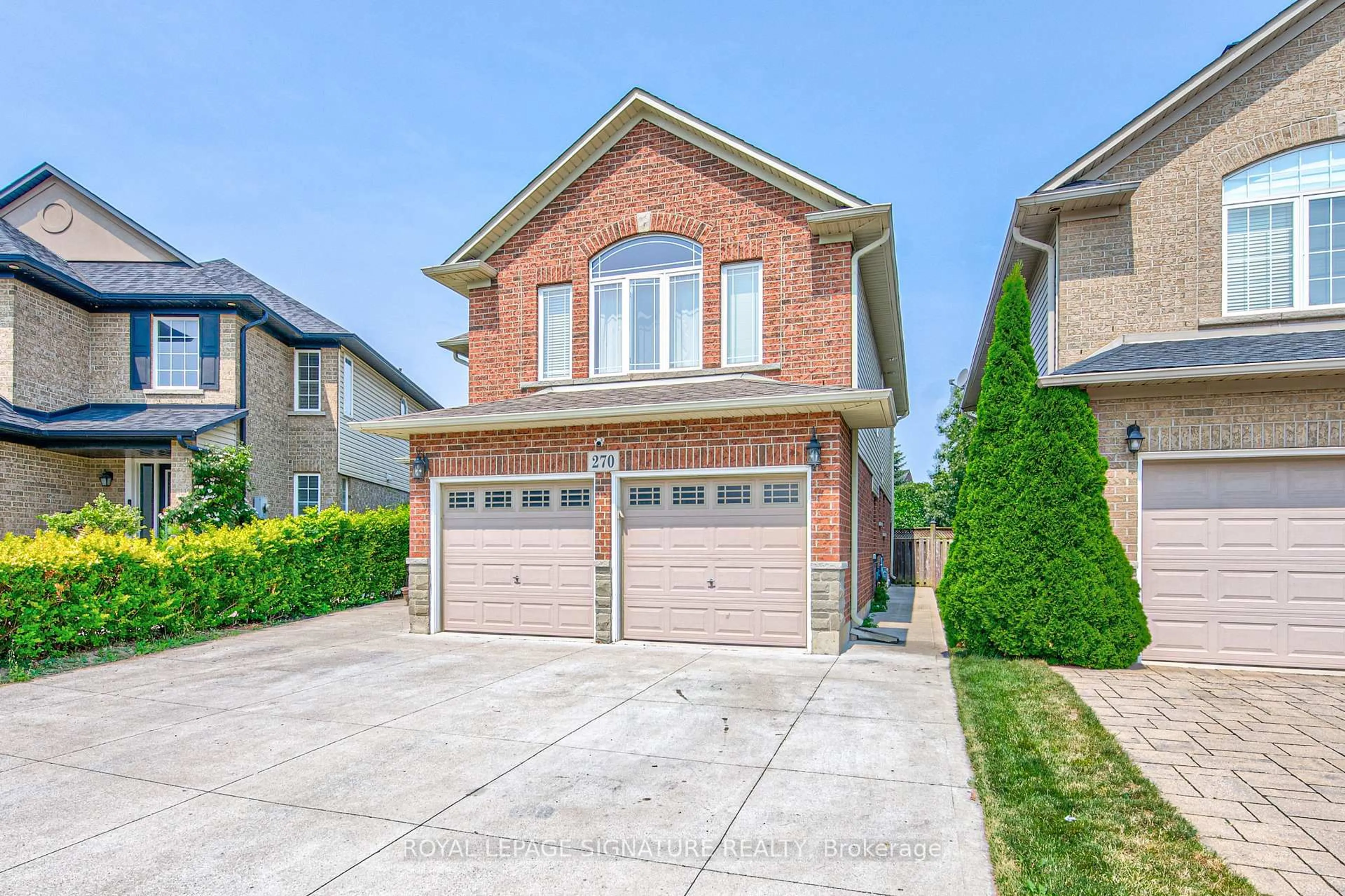 Home with brick exterior material, street for 270 Springvalley Cres, Hamilton Ontario L9C 0B4