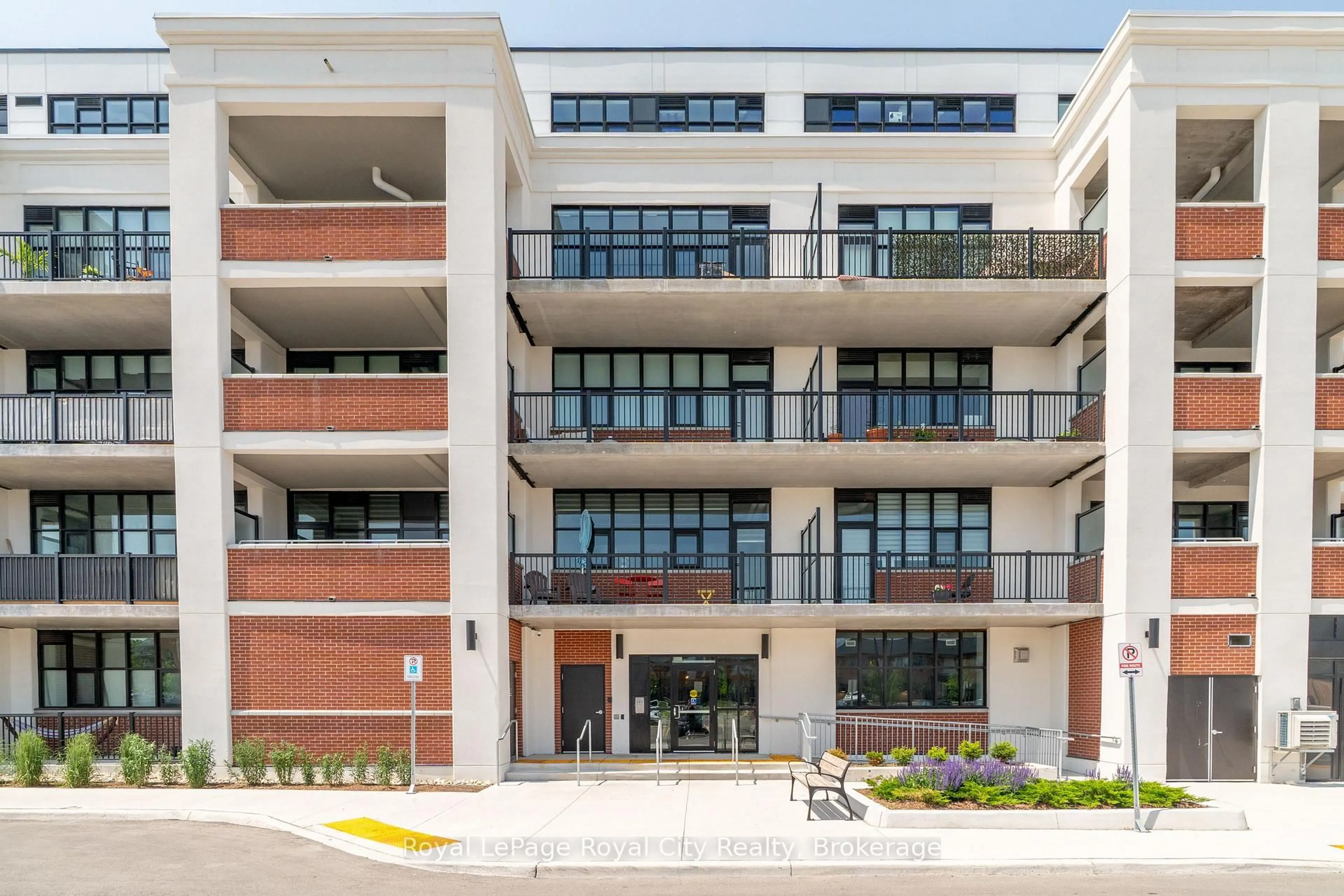 Unknown for 120 Huron St #112, Guelph Ontario N1E 0T8