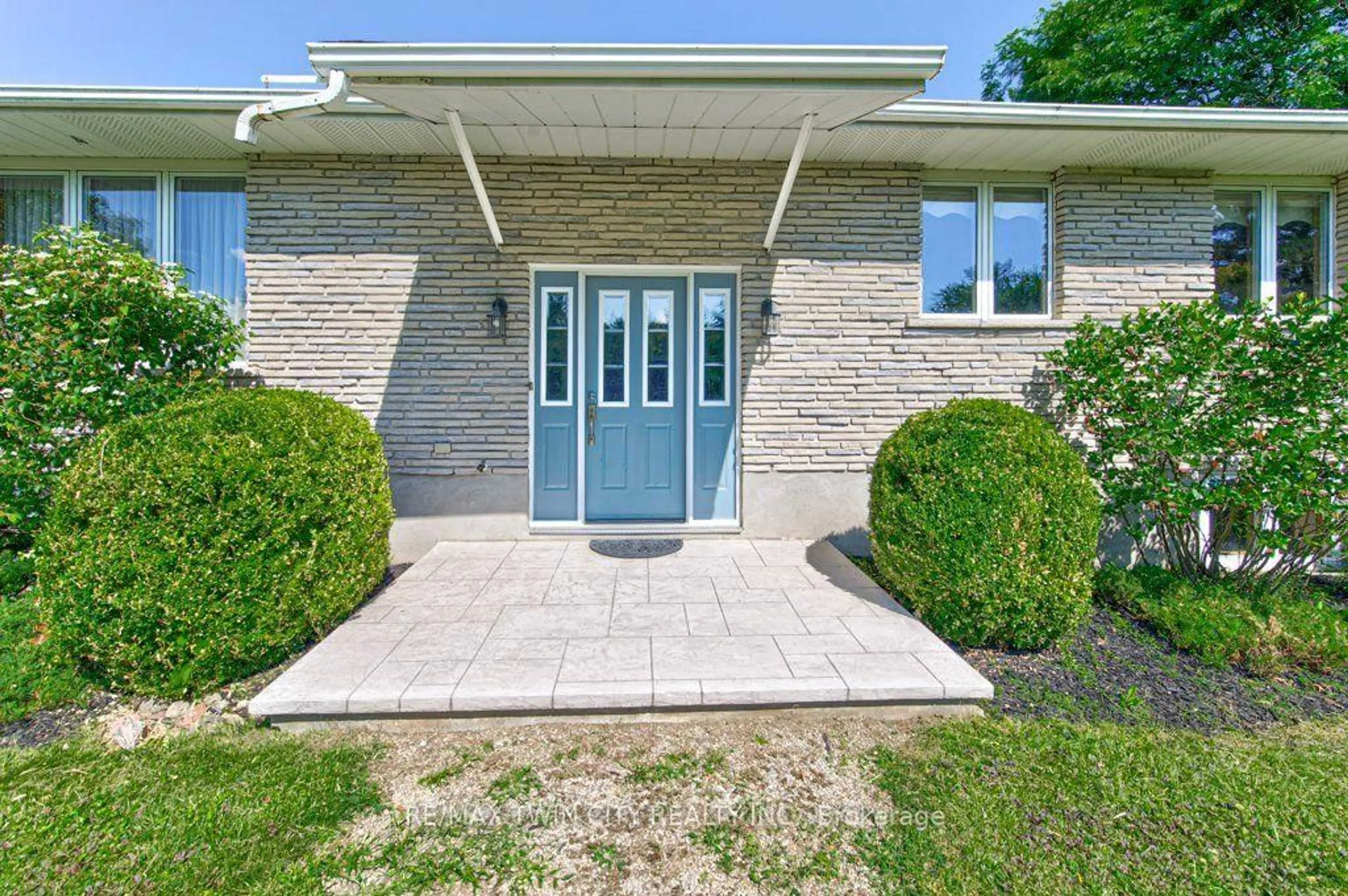 Unknown for 7316 Wellington Road 30 Rd, Guelph/Eramosa Ontario N1H 6J2
