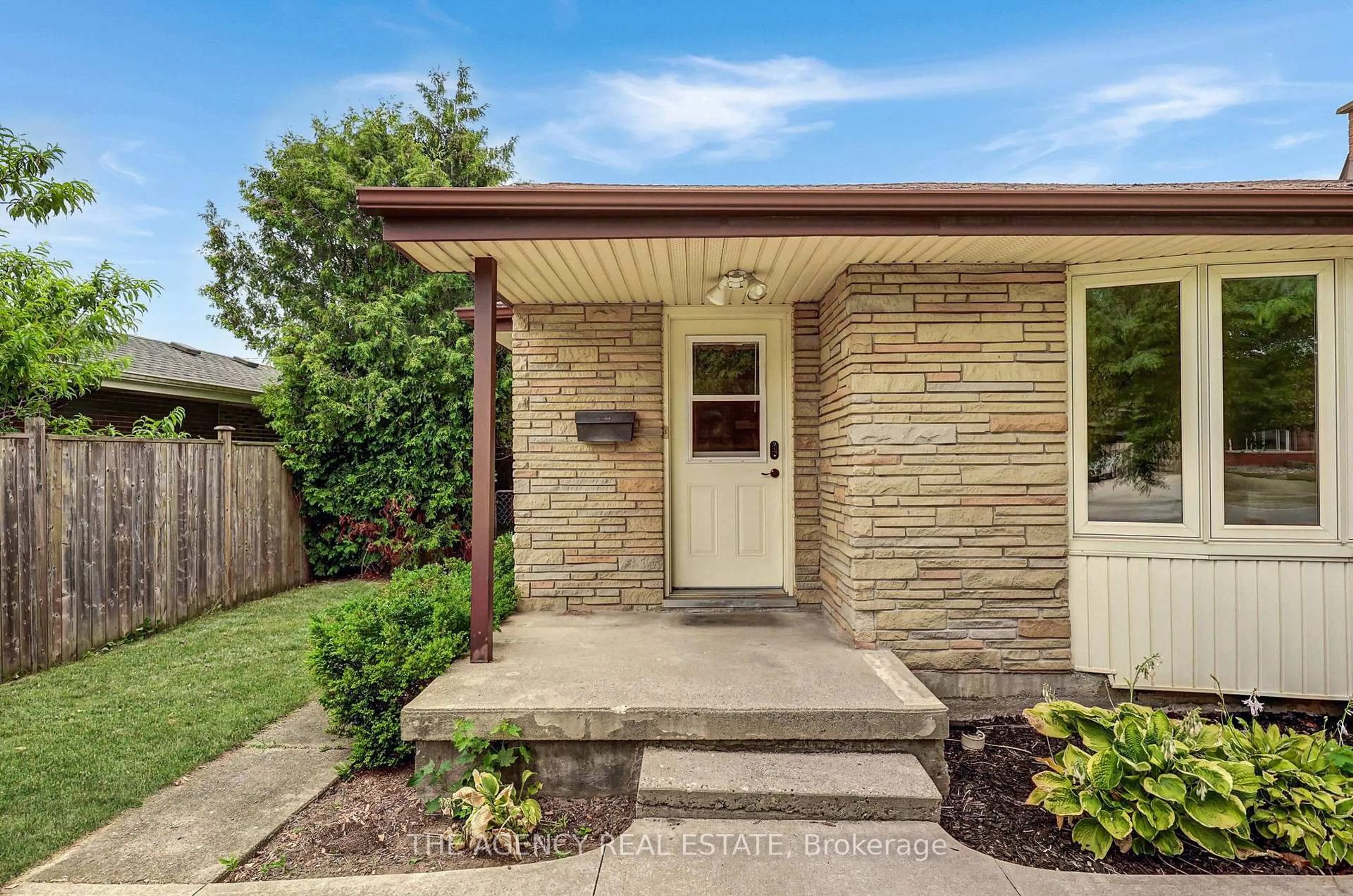Home with brick exterior material, street for 254 King Edward Ave, London South Ontario N5Z 3T7