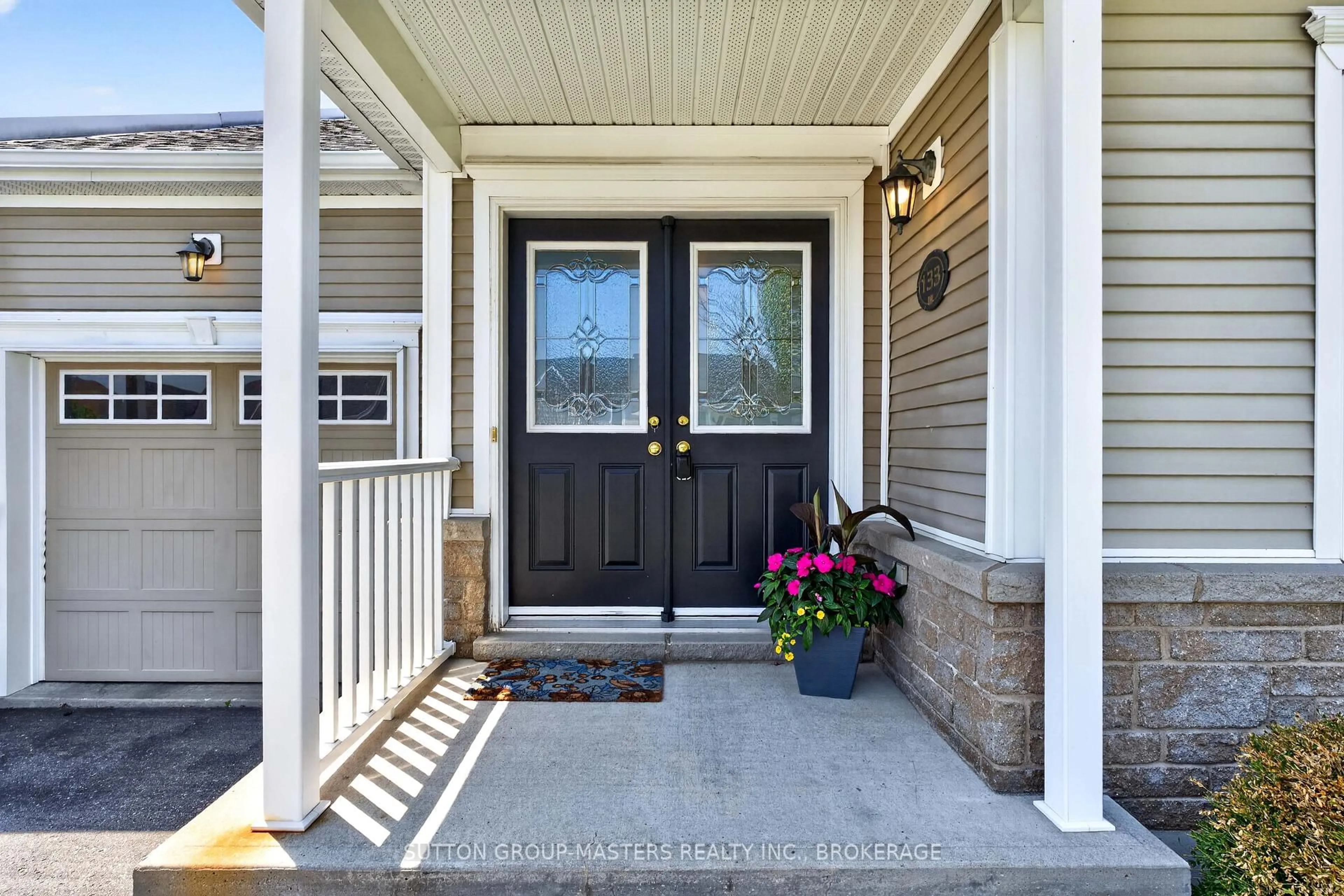 Indoor entryway for 133 Britannia Cres, Bath Ontario K0H 1G0