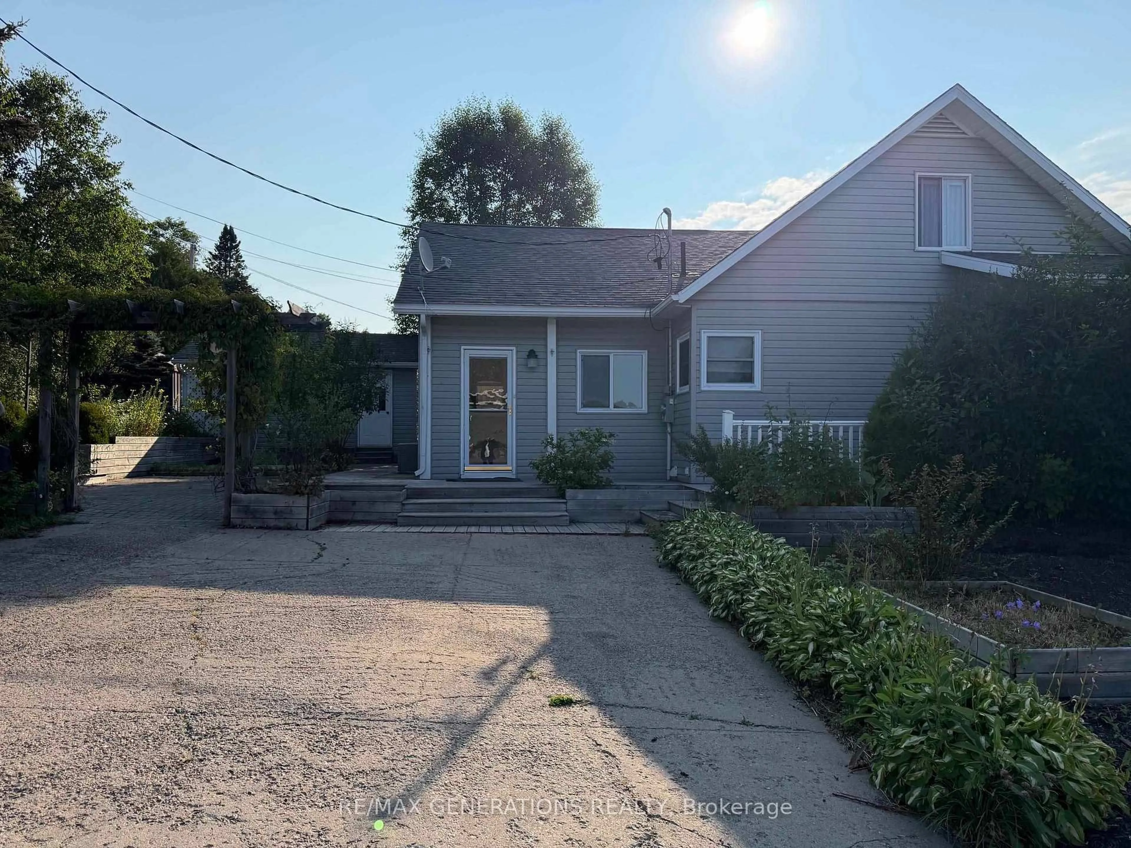 A pic from outside/outdoor area/front of a property/back of a property/a pic from drone, street for 23 Lakeview Dr, Terrace Bay Ontario P0T 2W0
