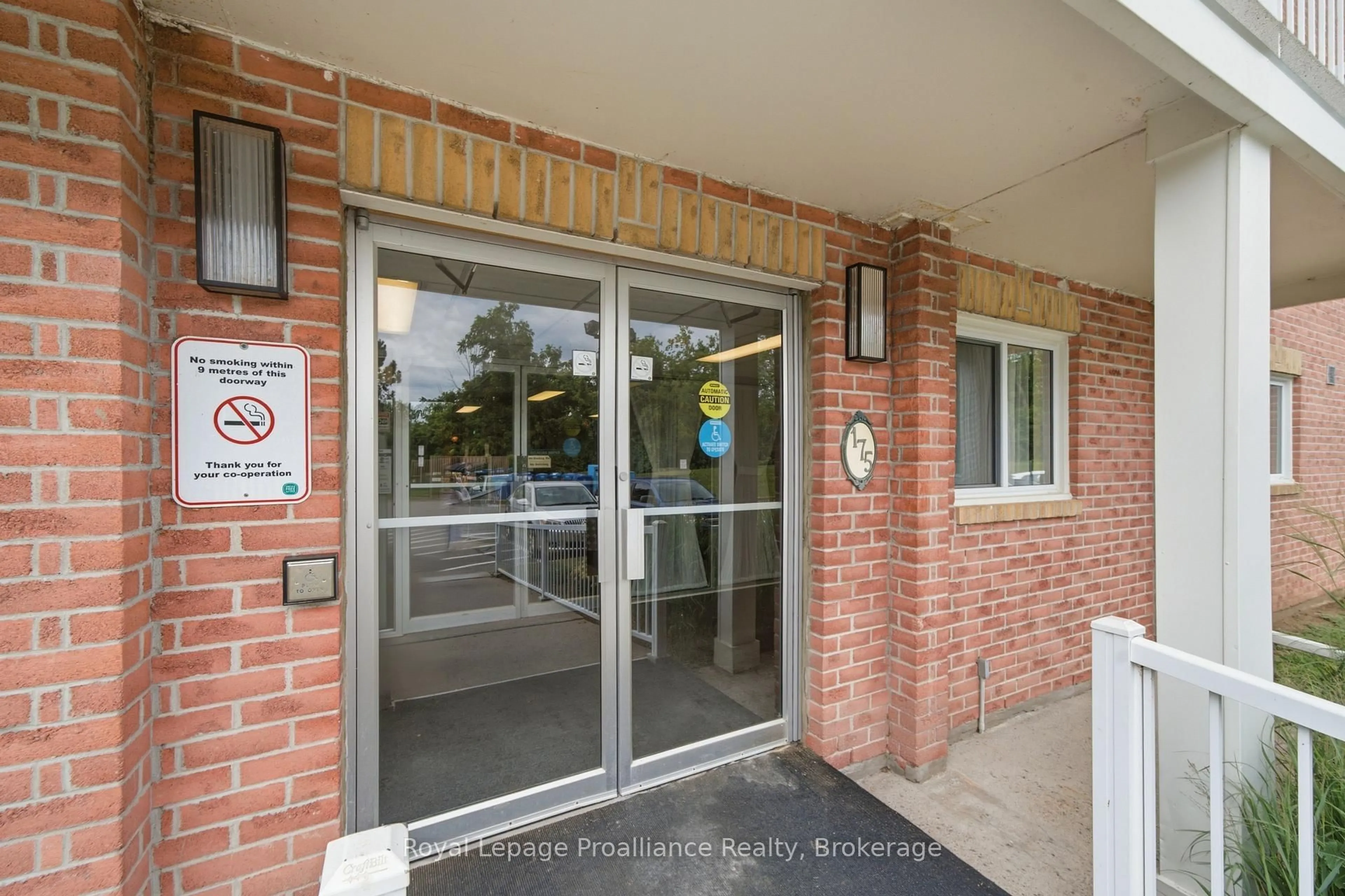 Indoor foyer for 175 Haig Rd #117, Belleville Ontario K8N 5R7