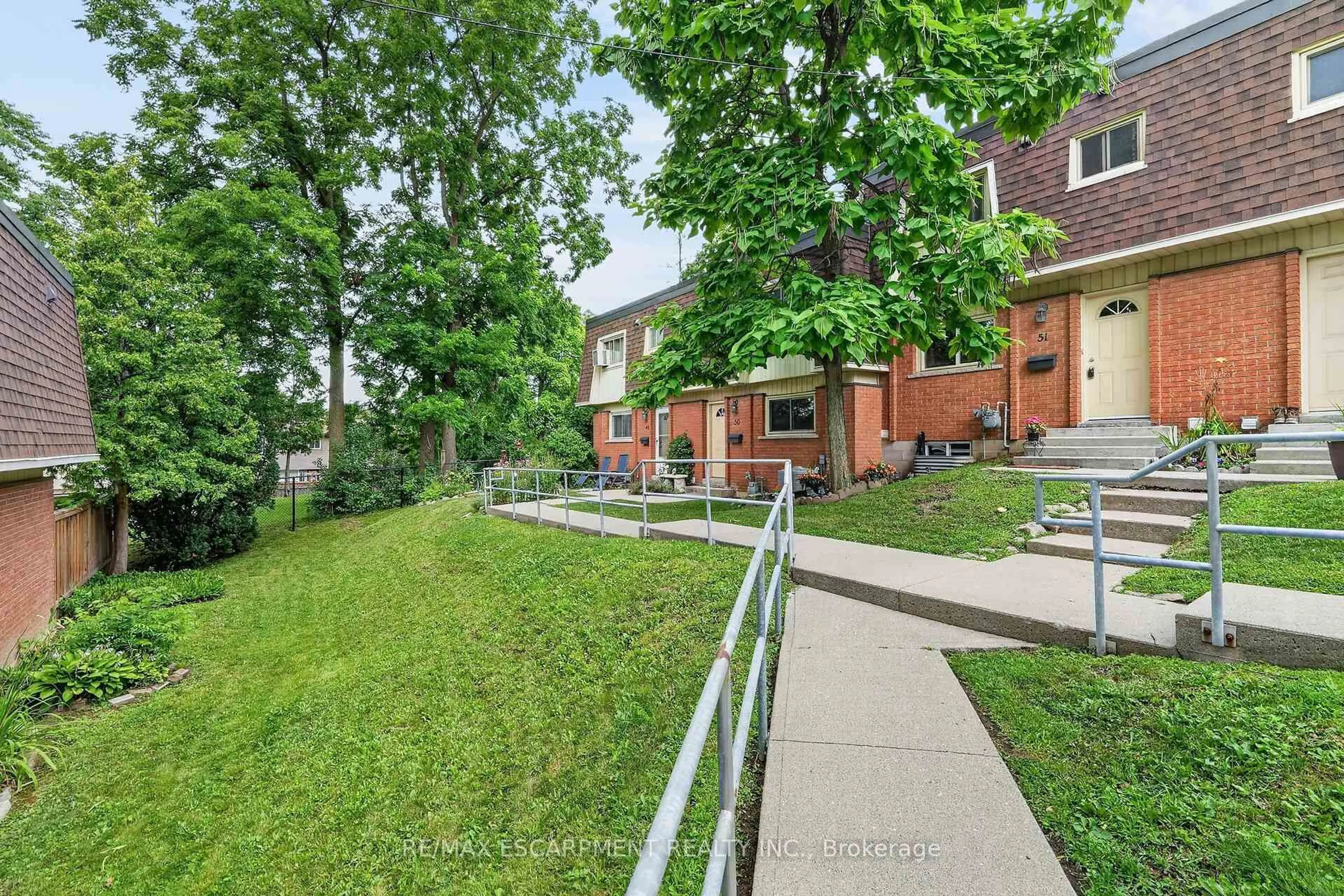 Unknown for 125 Bonaventure Dr #50, Hamilton Ontario L9C 5Y9