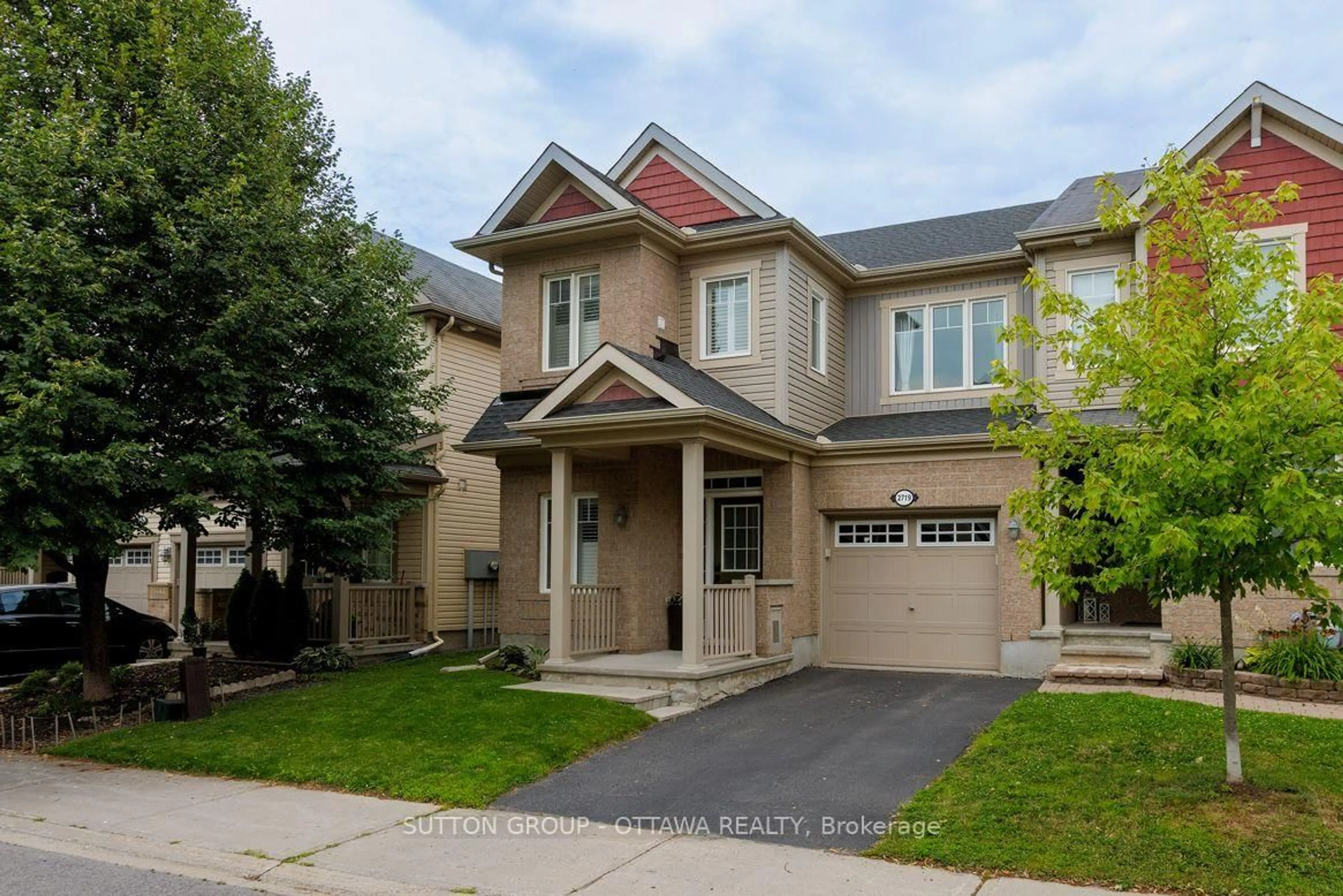 Home with brick exterior material, street for 2719 Grand Canal St, Ottawa Ontario K2J 0R9