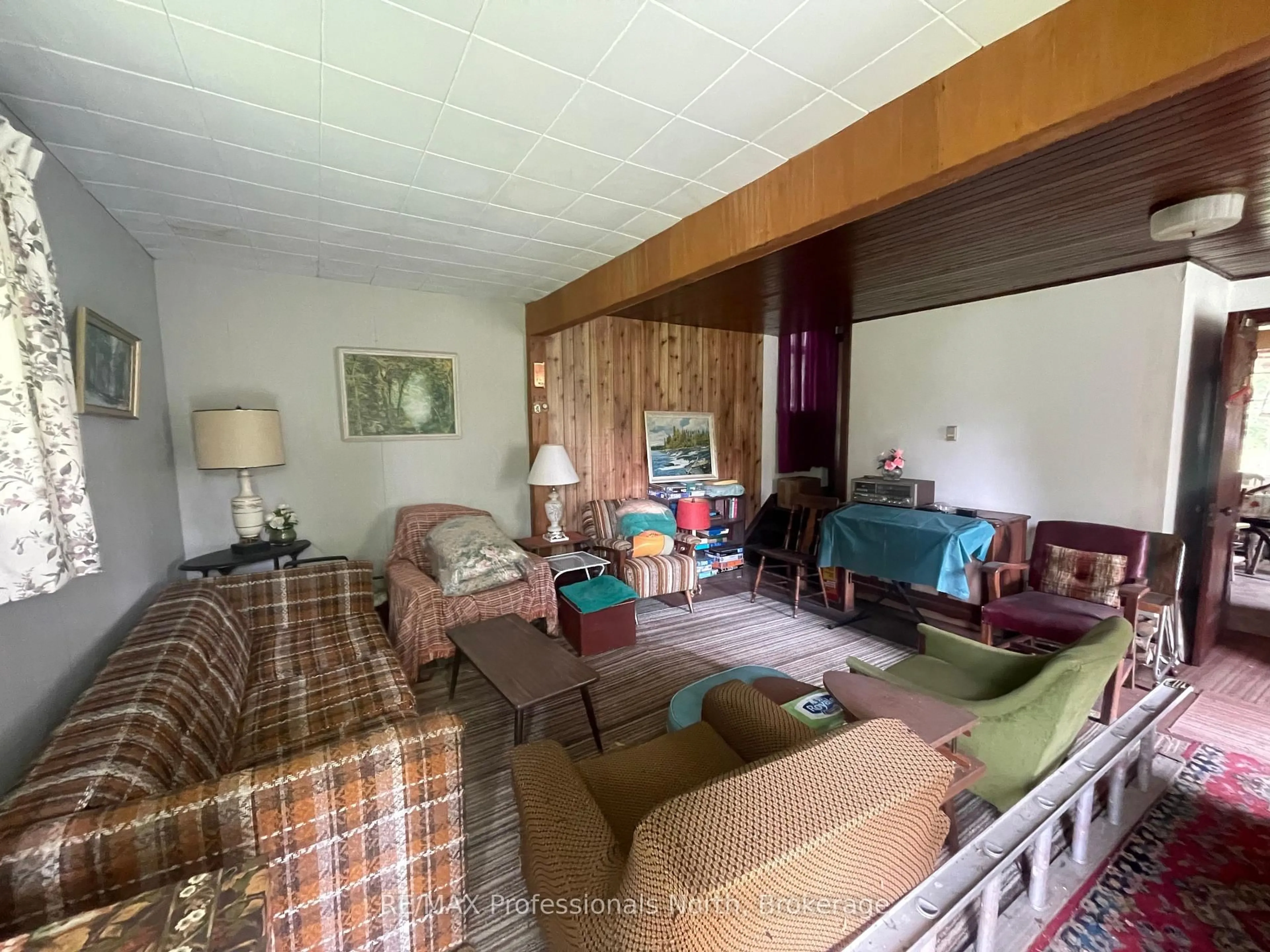 Living room with furniture, unknown for 1038 Gooderham St, Highlands East Ontario K0M 1R0