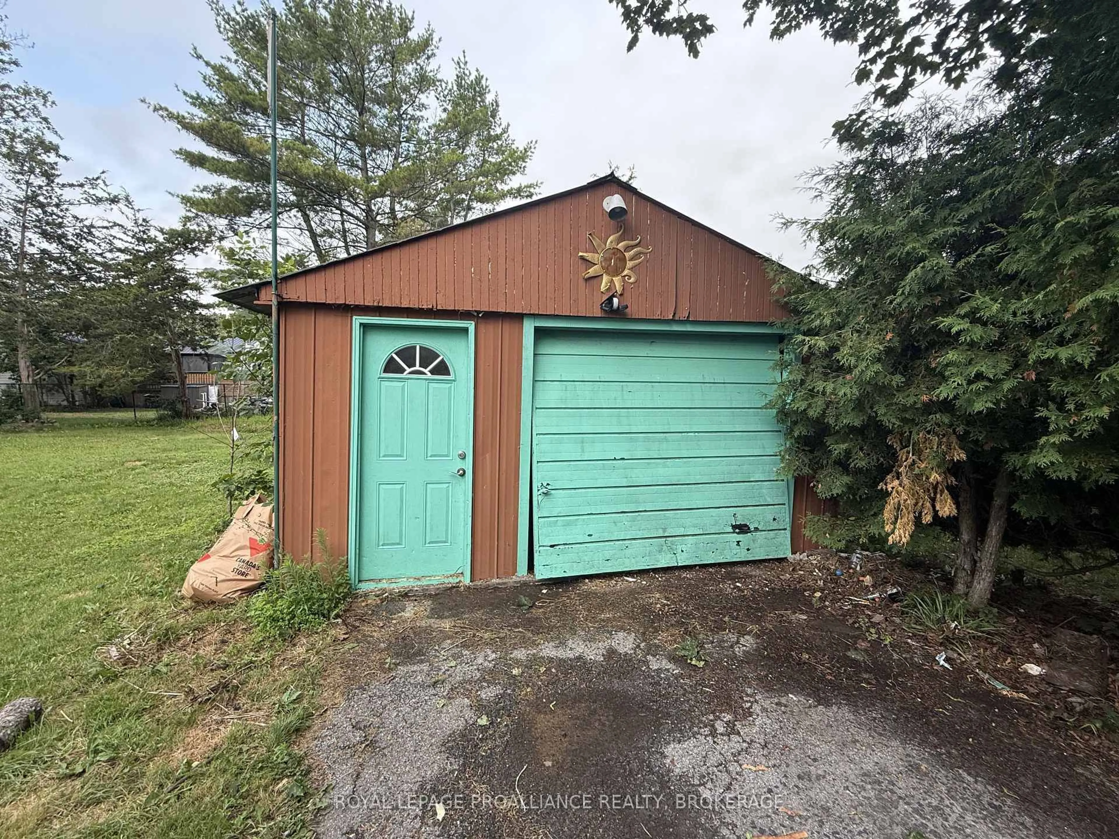 Shed for 10 POTTER Dr, Bissett Creek Ontario K0H 2H0