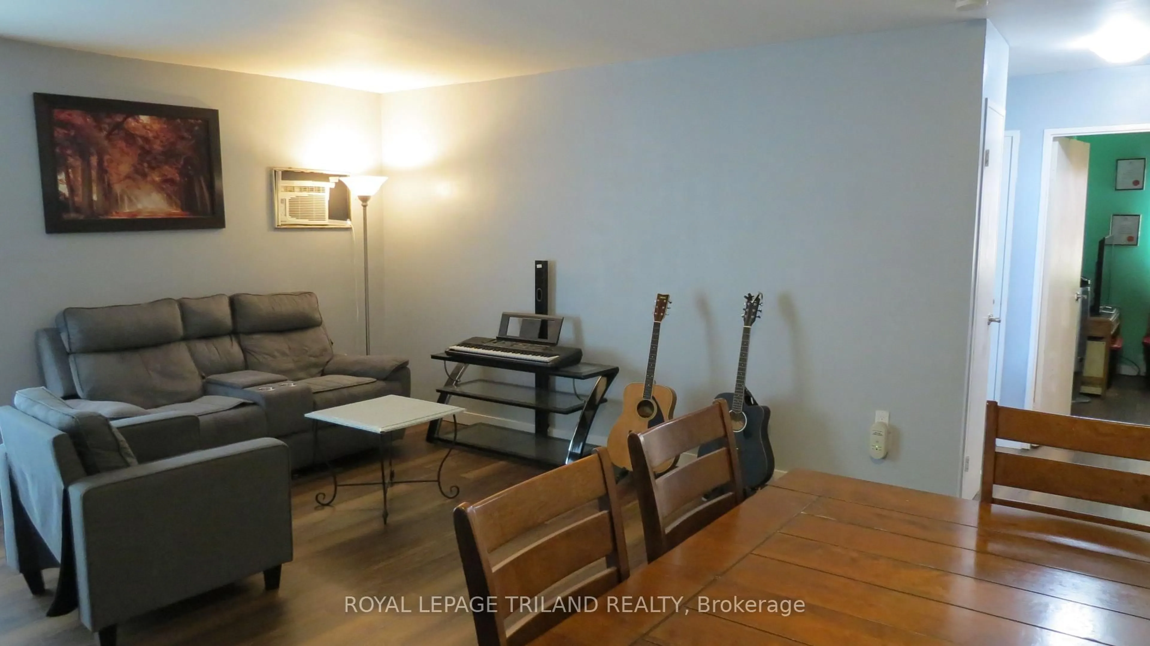 A pic of a room for 583 Mornington Ave #504, London East Ontario N5Y 3E9