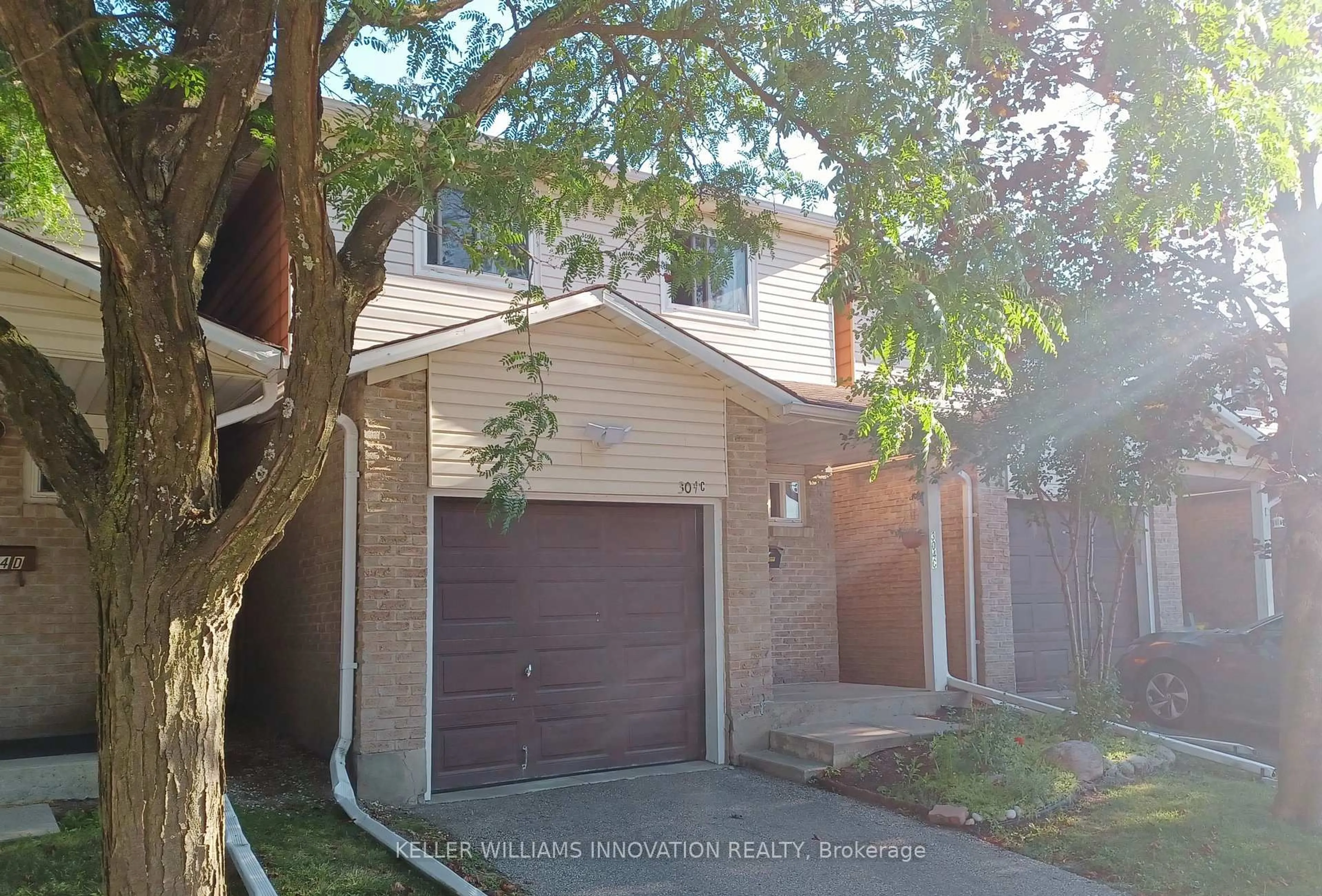 Unknown for 304 Bluevale St #C, Waterloo Ontario N2J 4G3