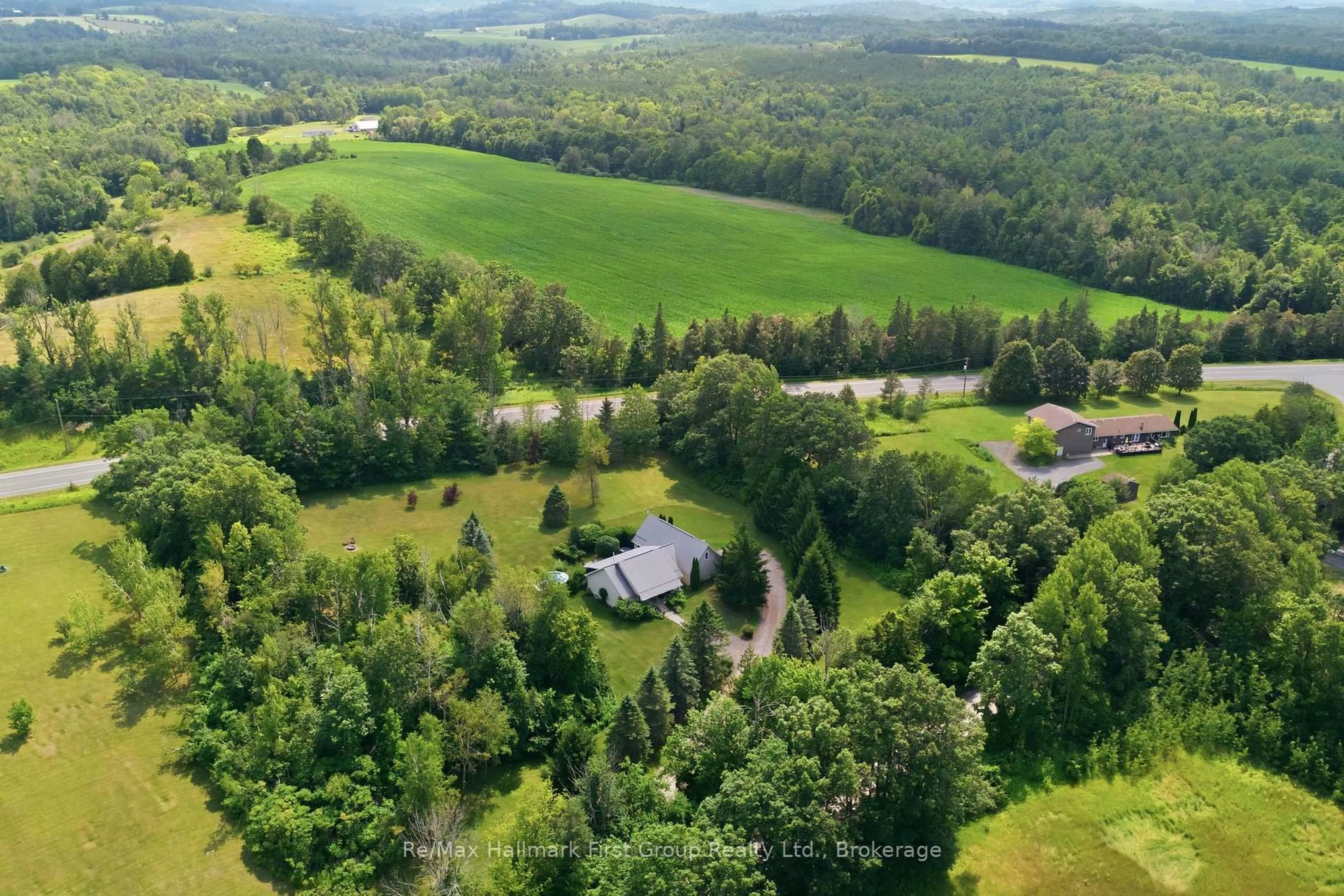 A pic from outside/outdoor area/front of a property/back of a property/a pic from drone, forest/trees view for 155 Whitehead St, Alderville First Nation Ontario K0K 2G0