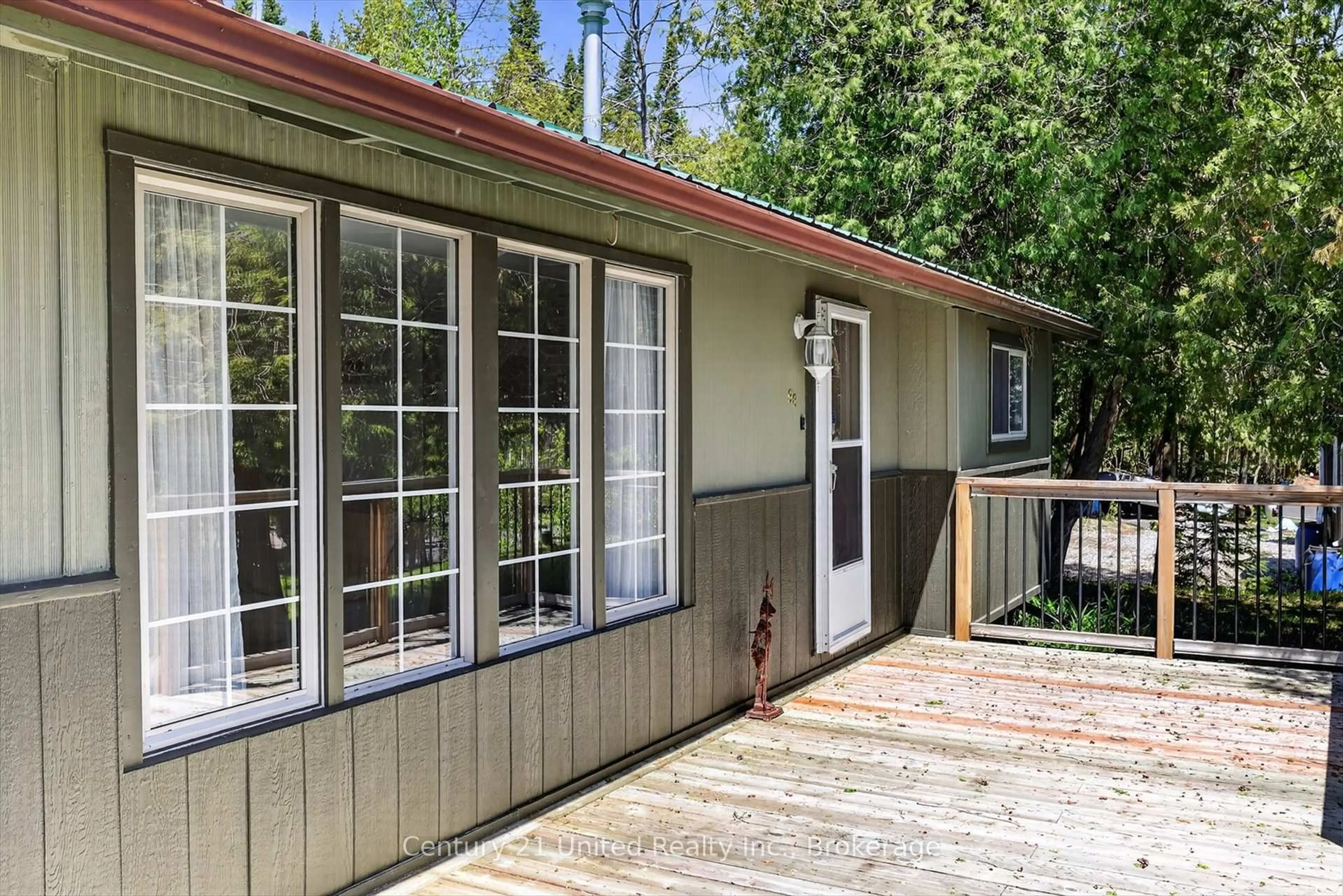 Home with vinyl exterior material, unknown for 98 Lakeview Cottage Rd, Kawartha Lakes Ontario K0M 2B0