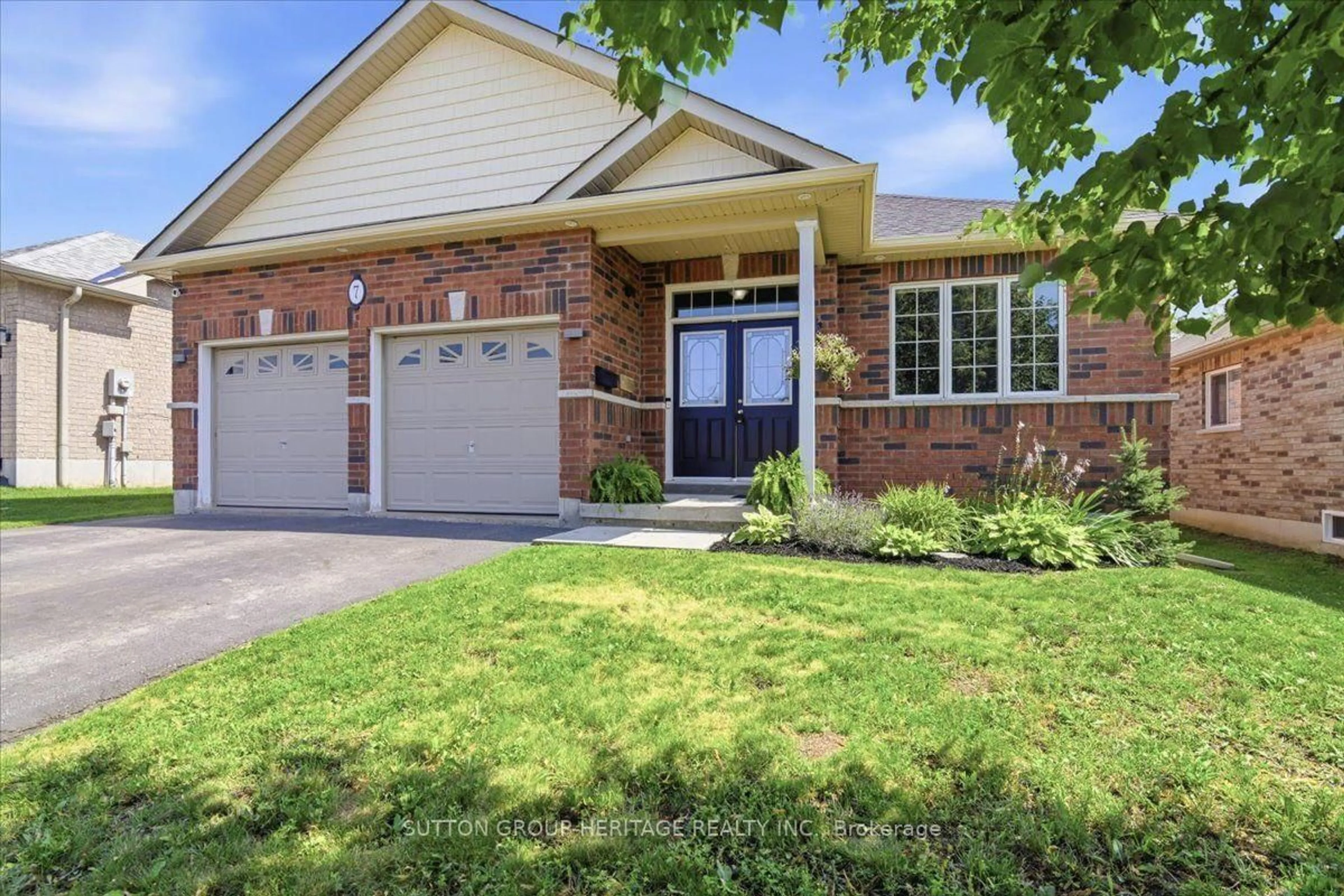 Home with brick exterior material, street for 7 Holtom St, Kawartha Lakes Ontario K9V 0C3