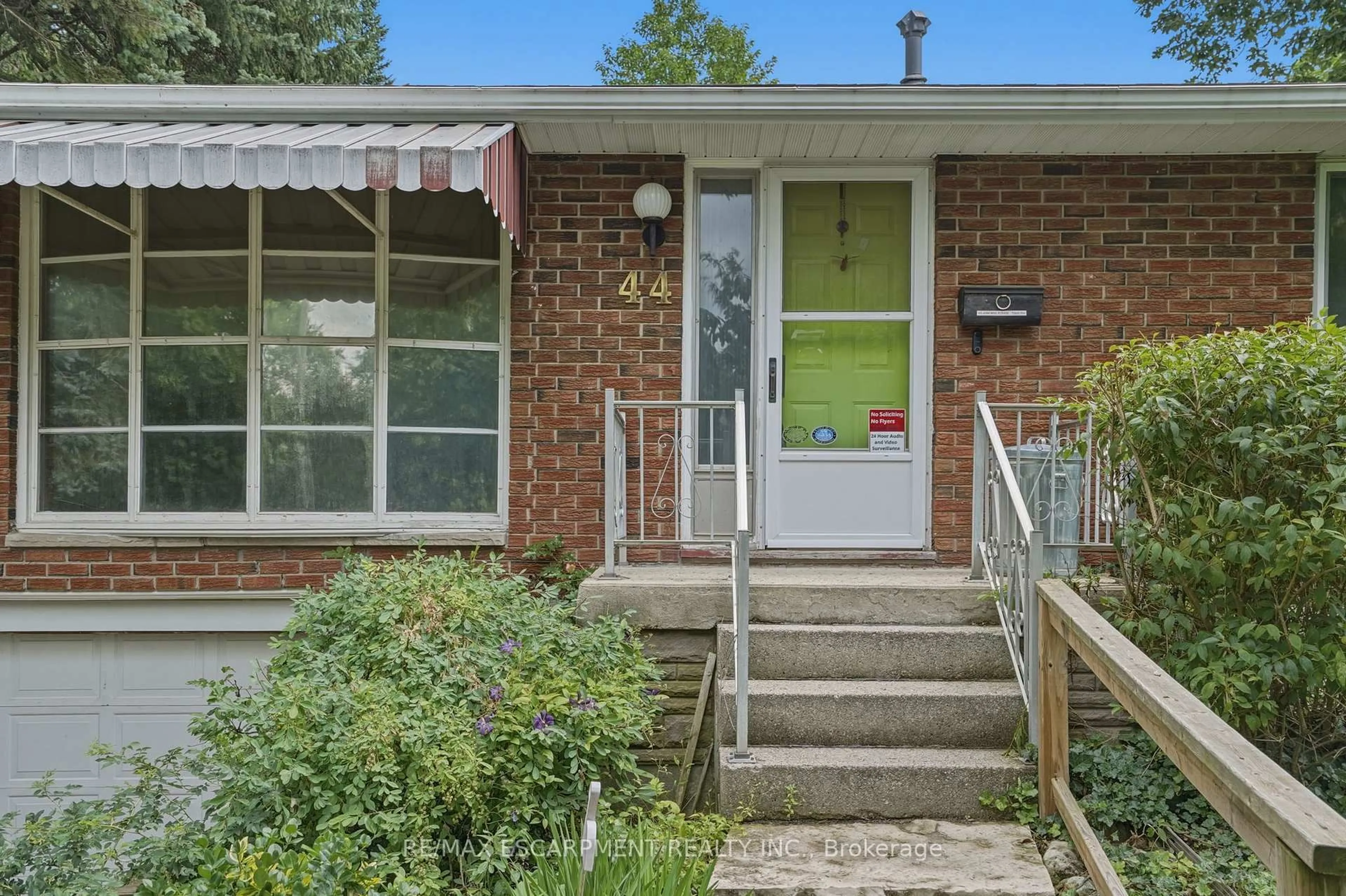 Home with brick exterior material, street for 44 McDonald Crt, Hamilton Ontario L9H 7C4