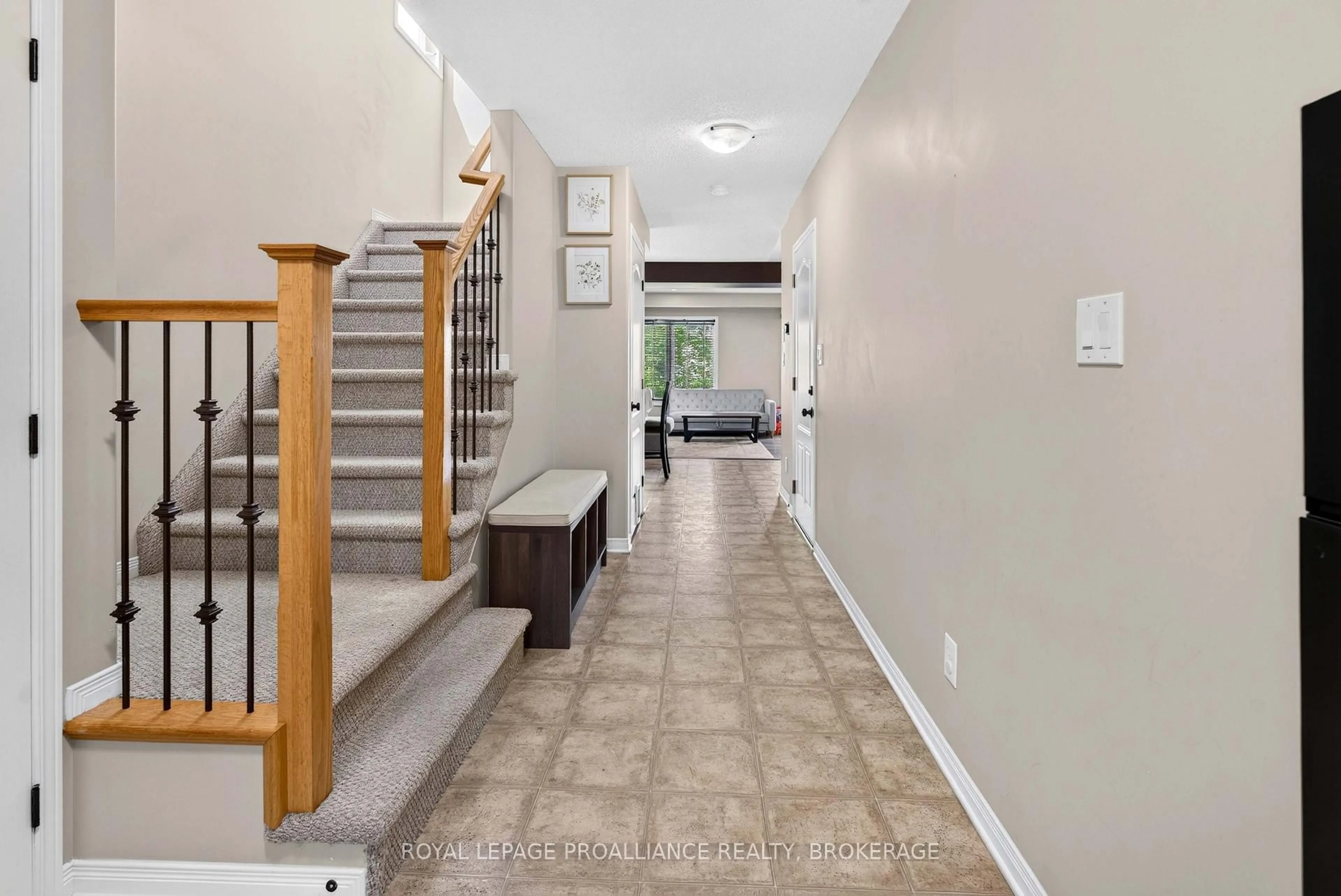 Unknown for 1571 Crimson Cres, Kingston Ontario K7P 0J3
