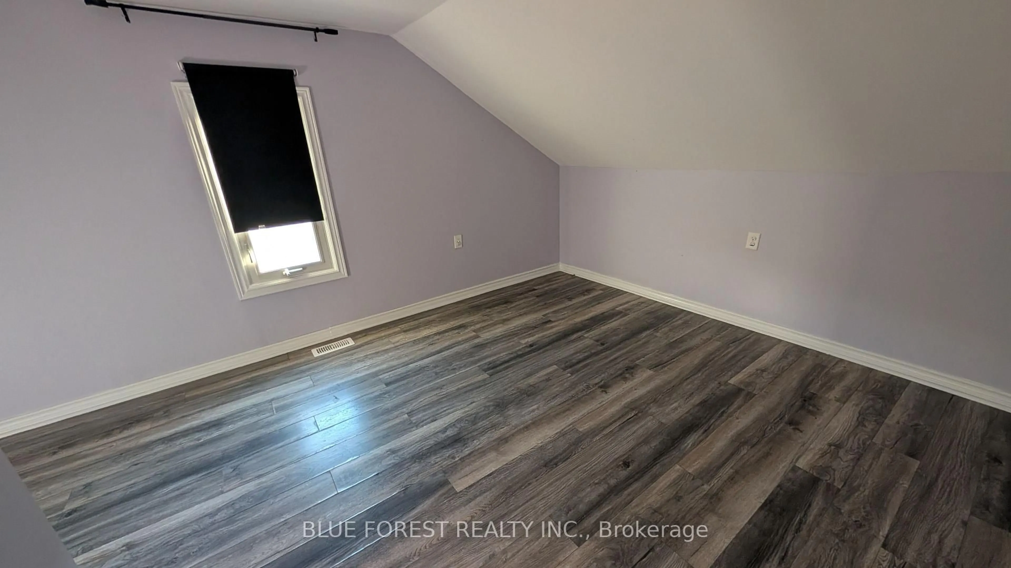 A pic of a room for 30 Catherine St, Ingersoll Ontario N5C 1L3