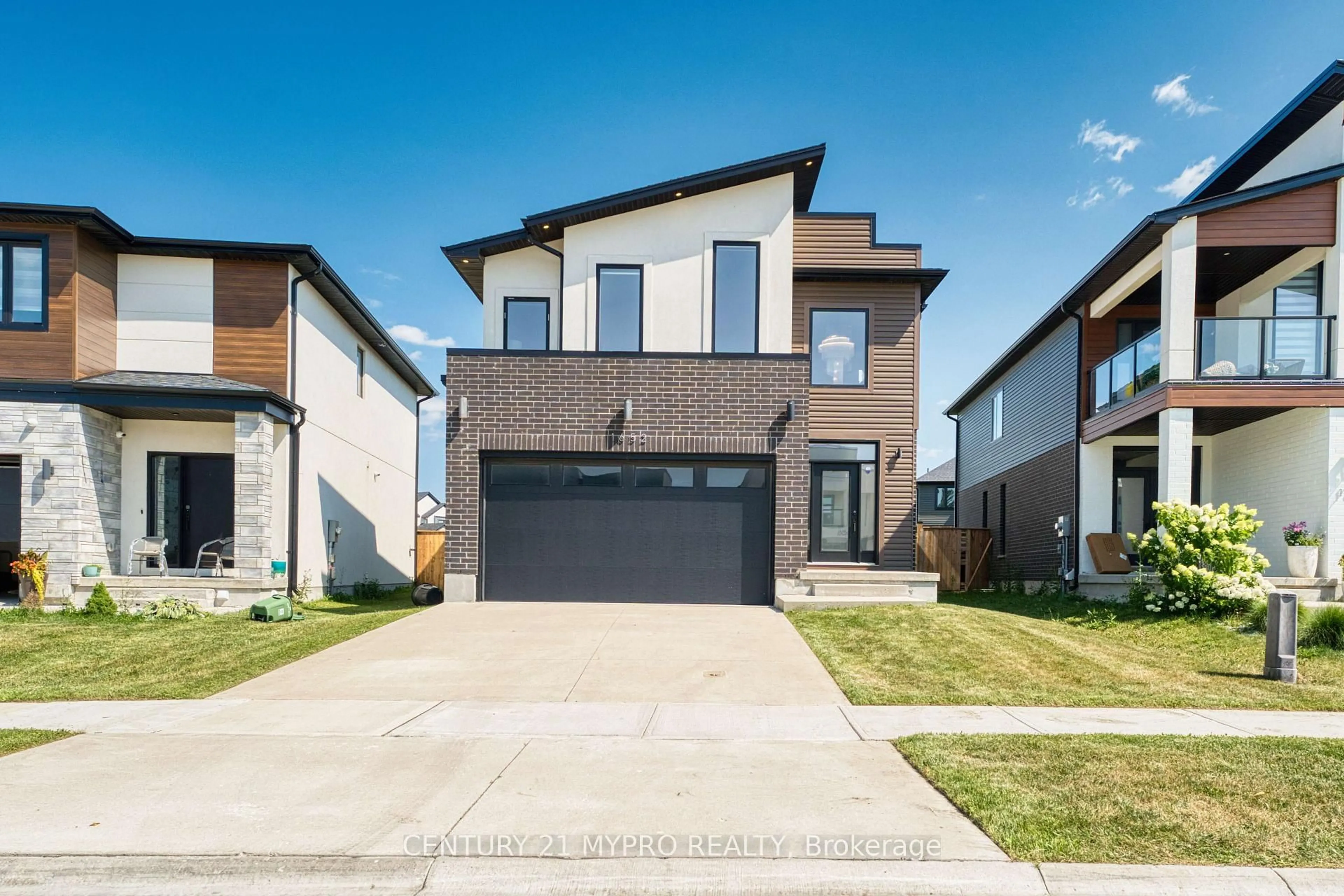 Home with brick exterior material, street for 1652 APPLEROCK Ave, London North Ontario N6G 0X6