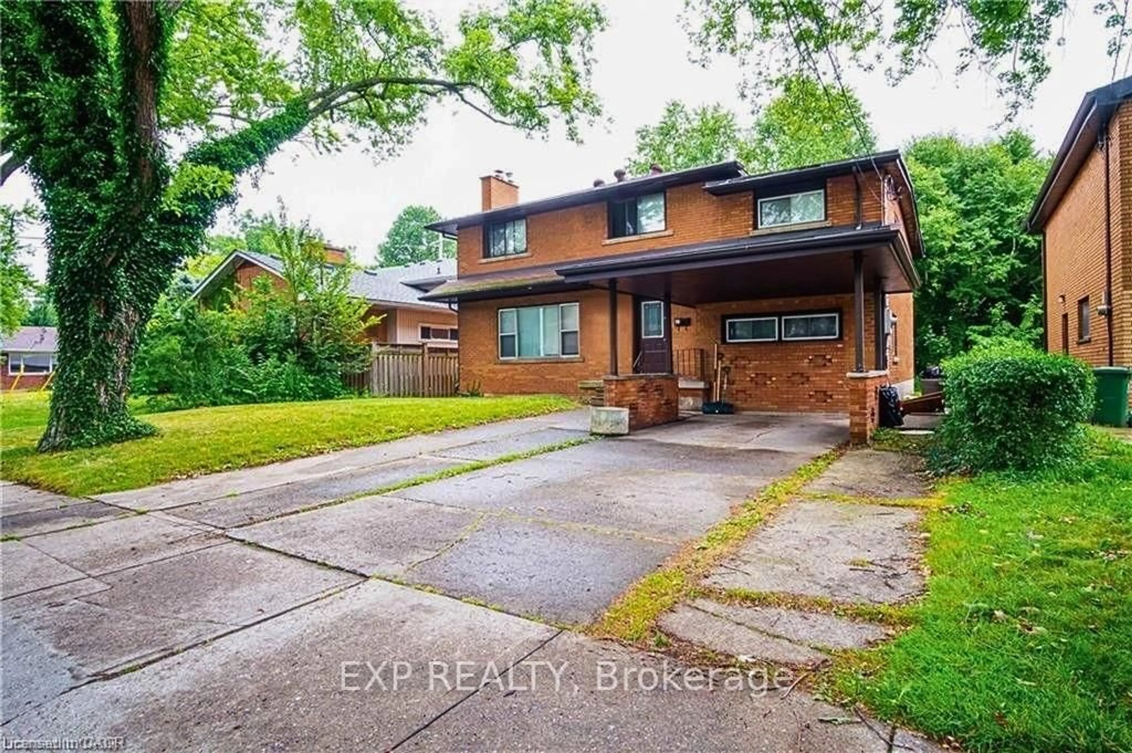 Home with brick exterior material, street for 47 Bowman St, Hamilton Ontario L8S 2T5