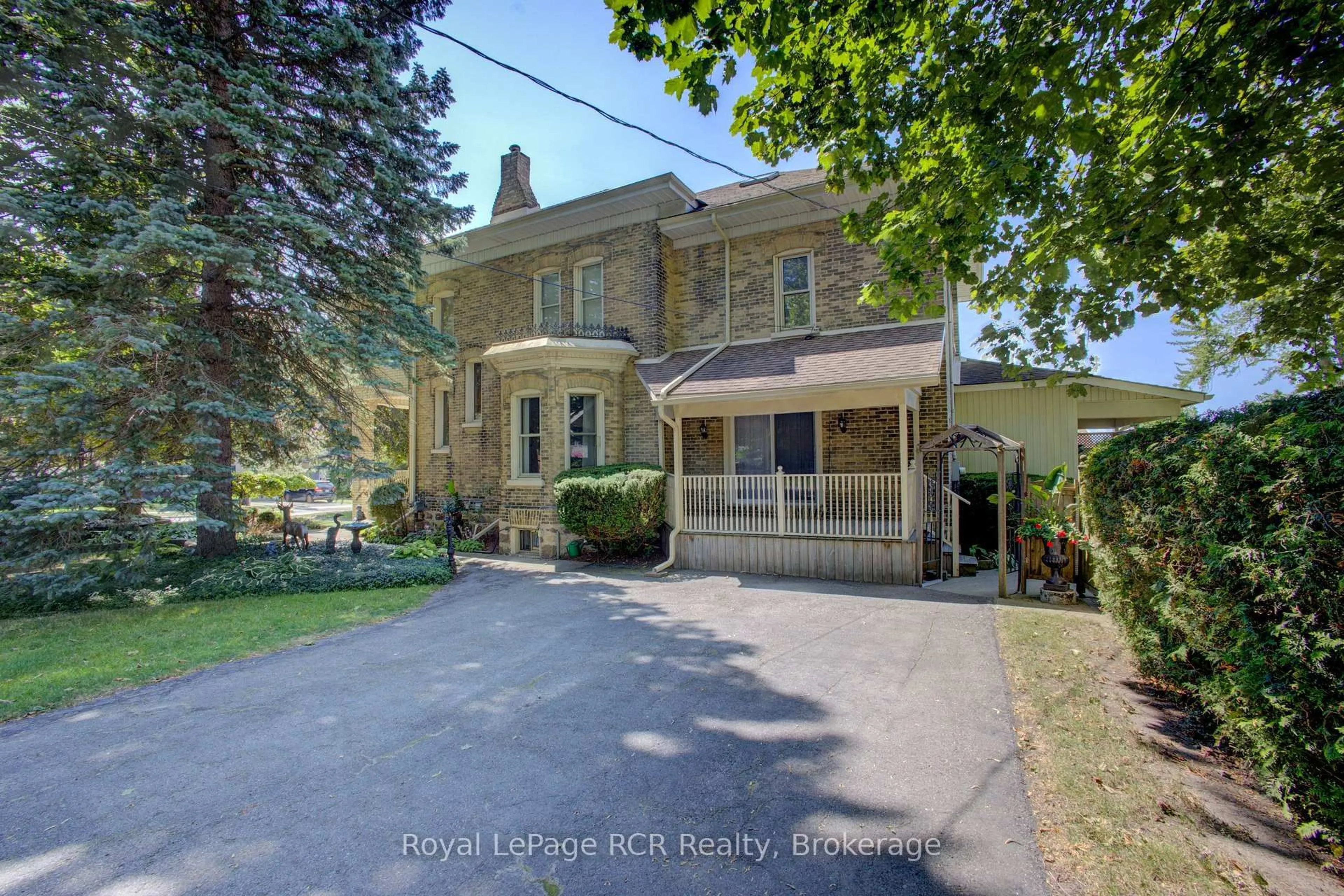 A pic from outside/outdoor area/front of a property/back of a property/a pic from drone, street for 291 Elma St, North Perth Ontario N4W 2E2