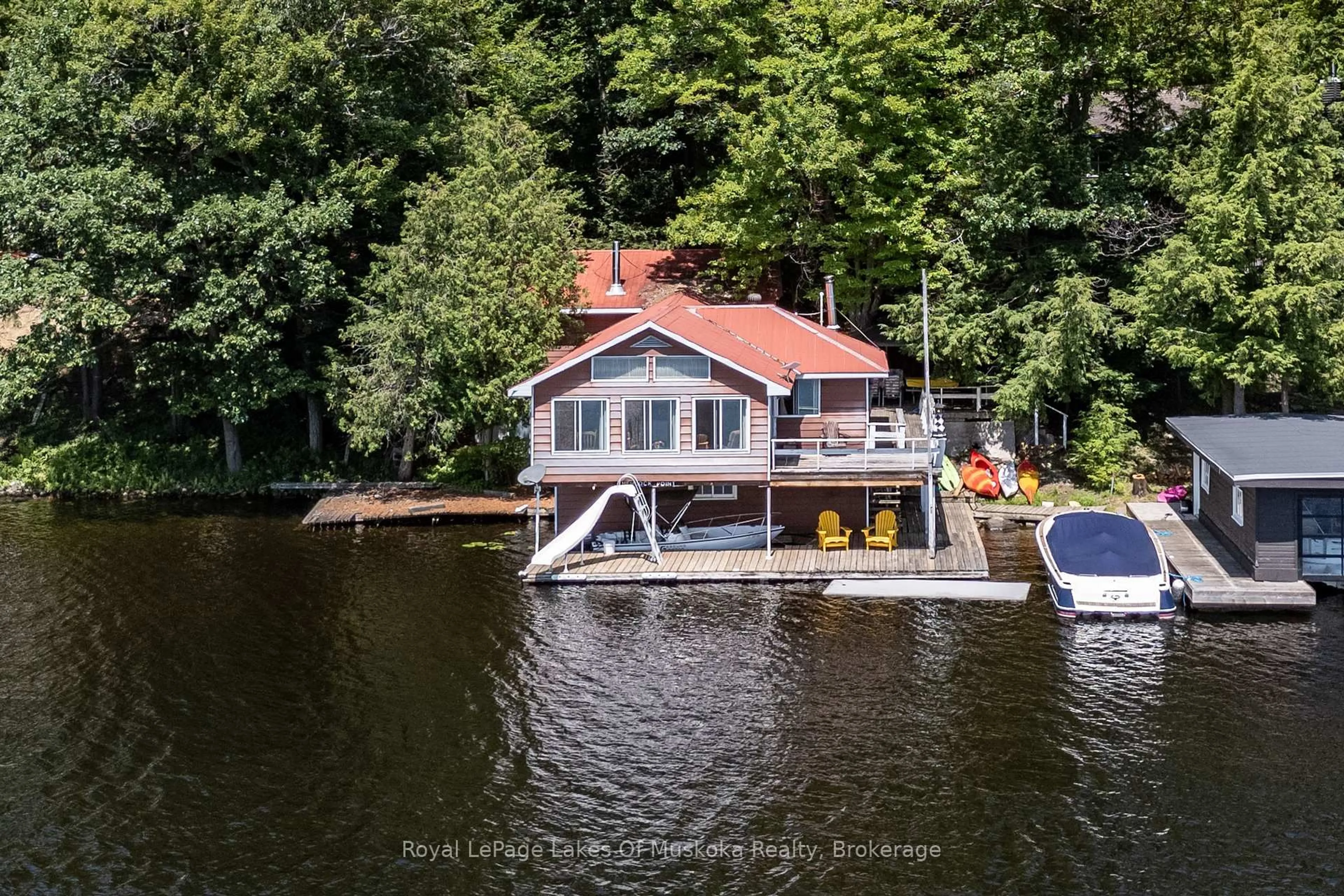 A pic from outside/outdoor area/front of a property/back of a property/a pic from drone, water/lake/river/ocean view for 1254 Barlochan Rd #22, Muskoka Lakes Ontario P1P 1R2