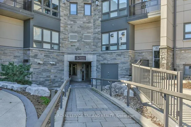 5 JACKSWAY Cres #104, London North 3