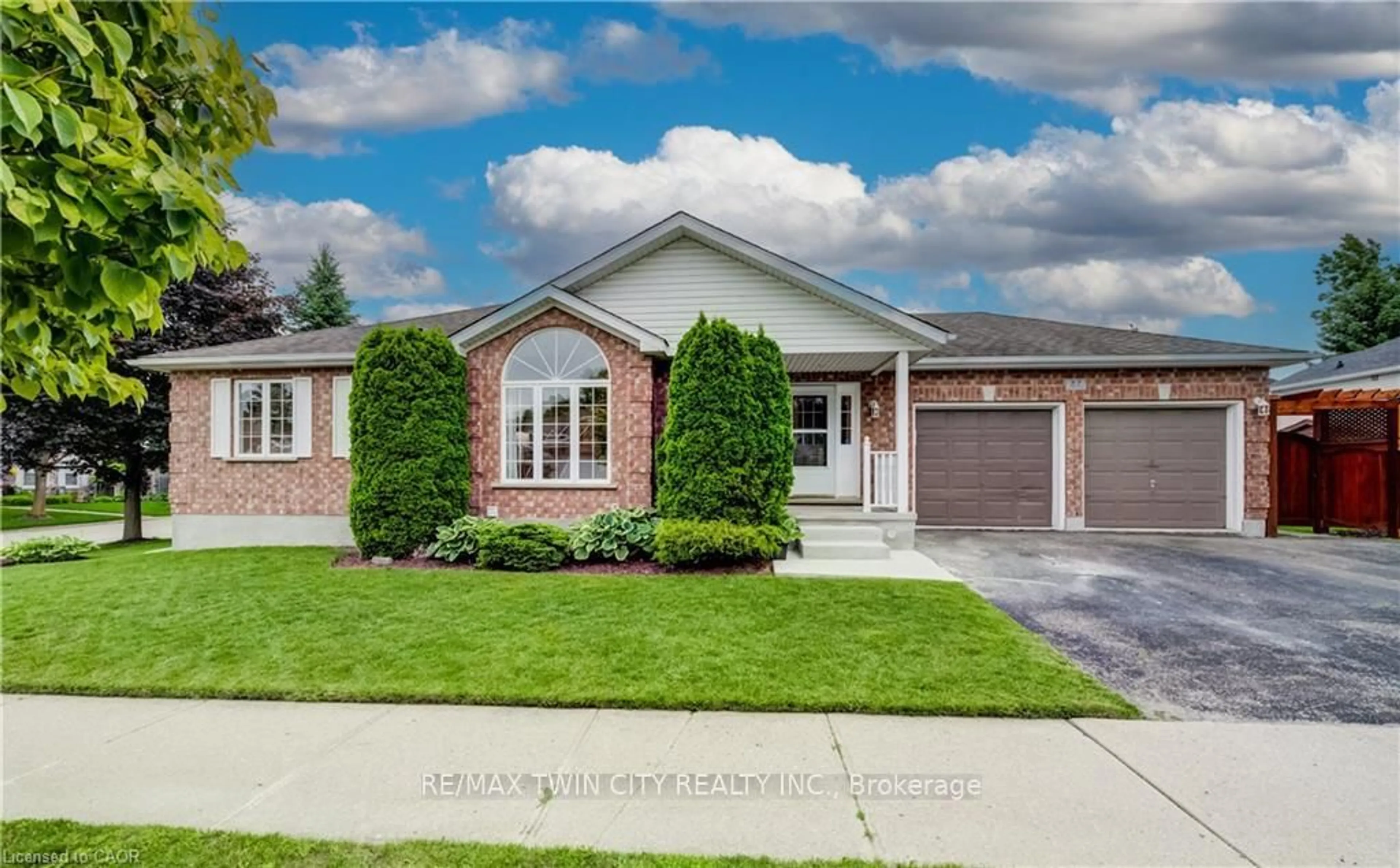 Home with brick exterior material, street for 27 CHANDOS Dr, Kitchener Ontario N2A 3C2