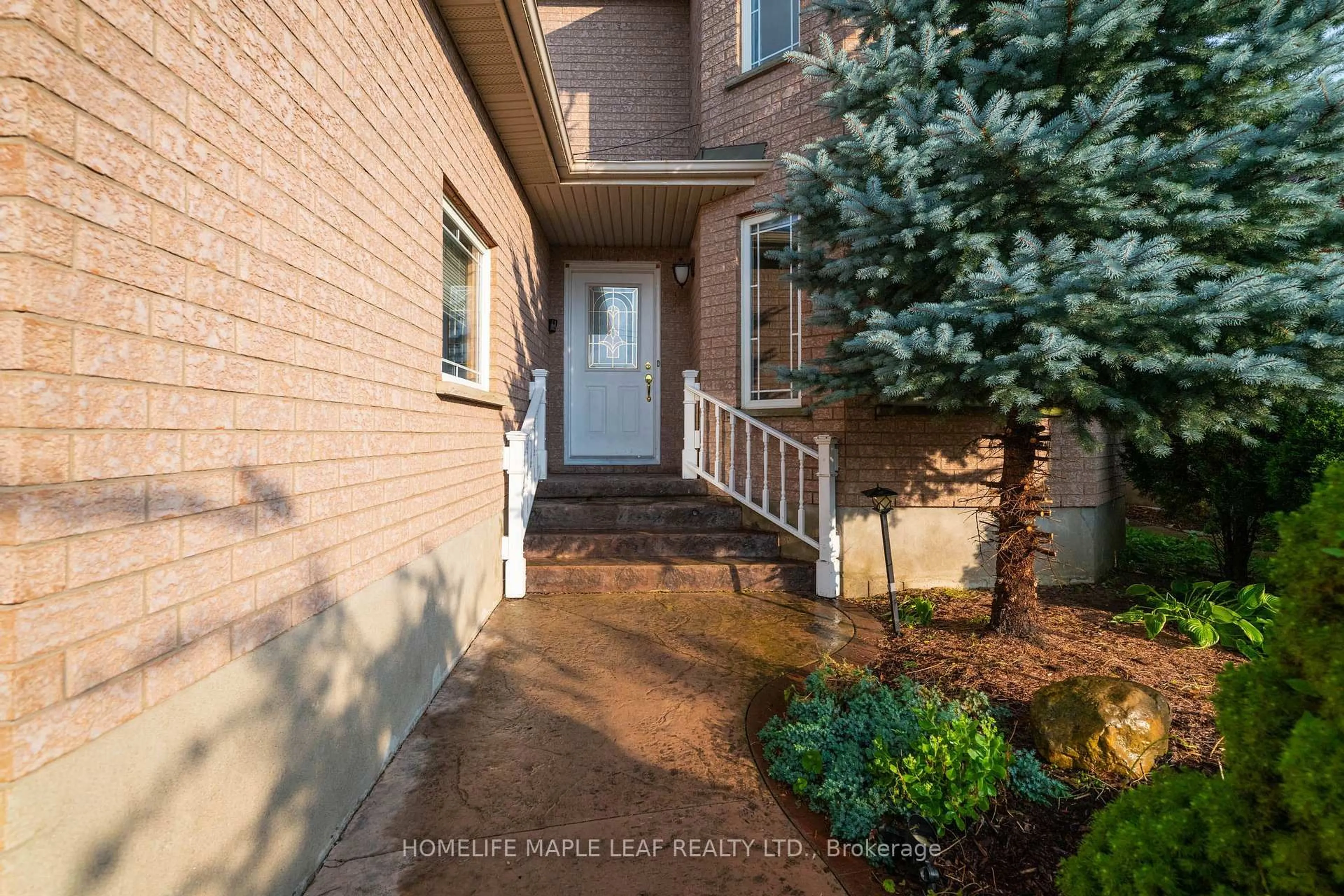 Unknown for 888 Paisley Rd, Guelph Ontario N1K 1V8