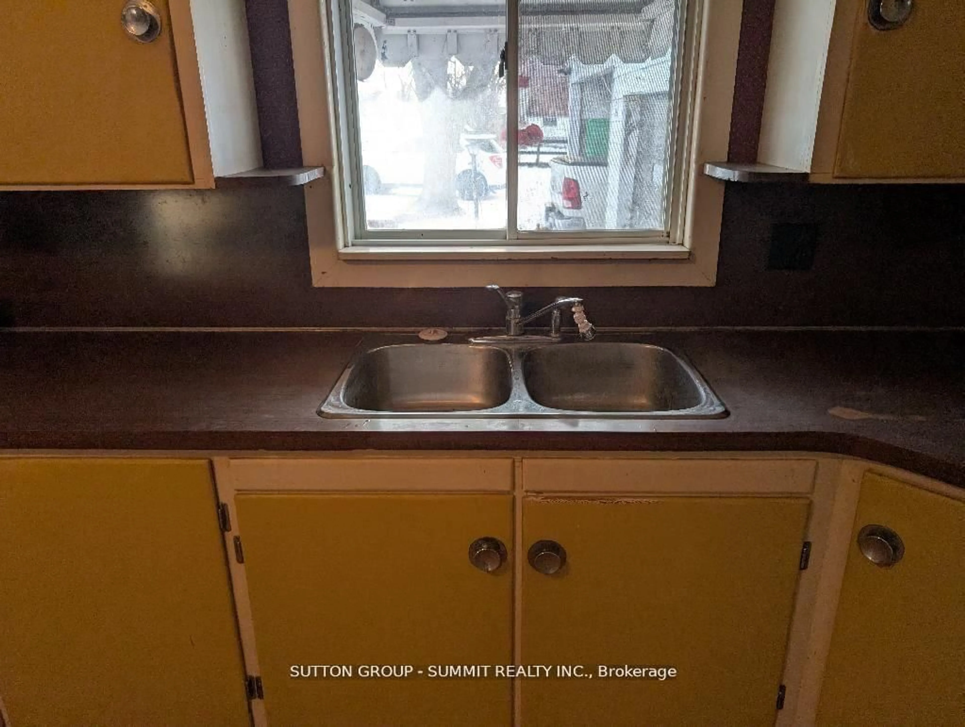 Standard kitchen, unknown for 663 County Rd 15, Prince Edward County Ontario K0K 2T0