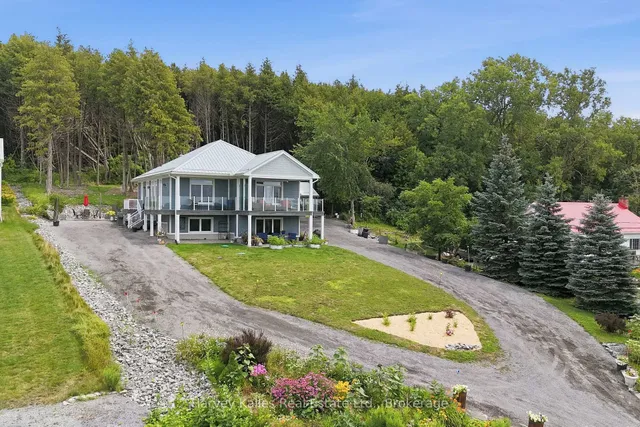 12399 Loyalist Pkwy, Prince Edward County 2