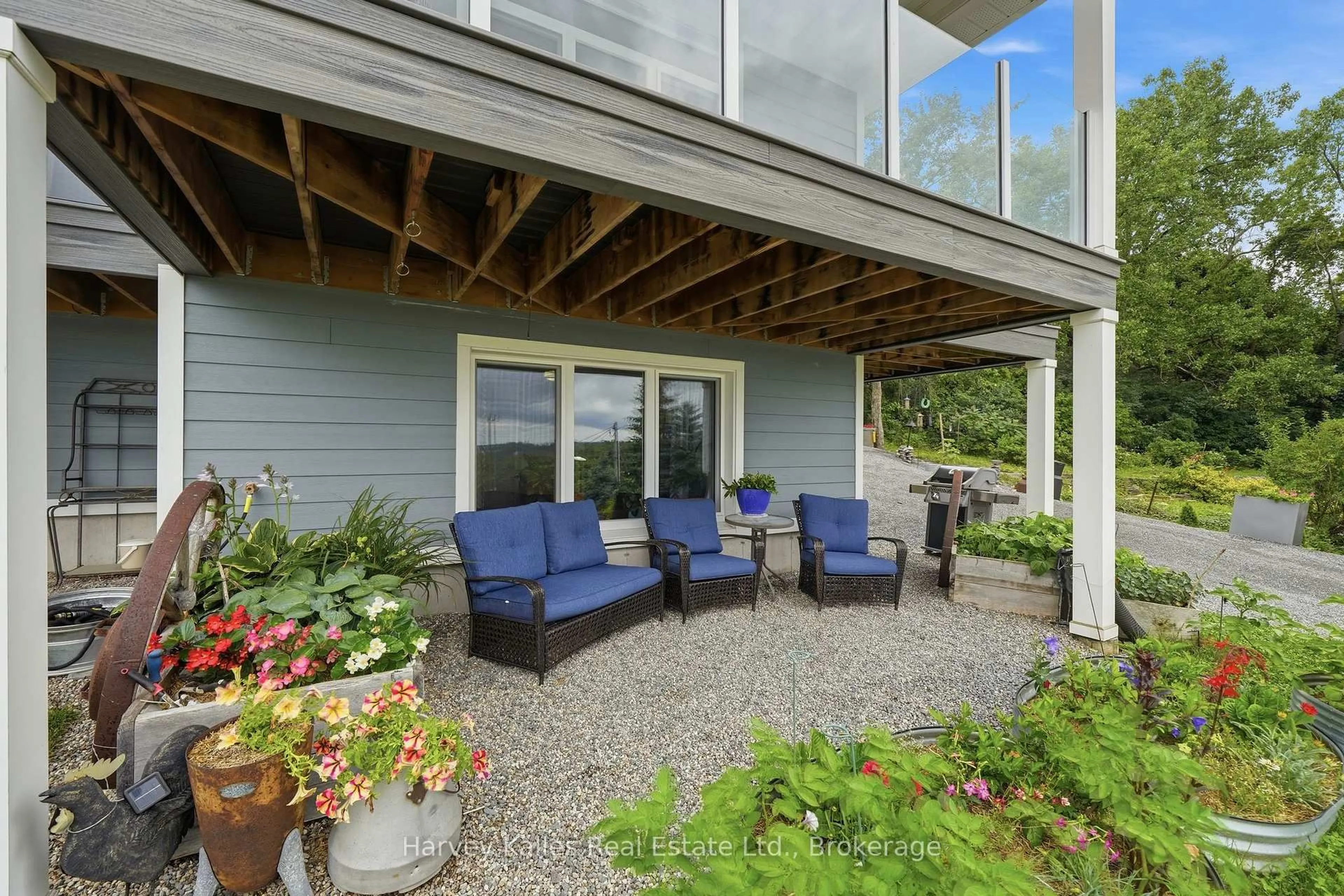 Patio, water/lake/river/ocean view for 12399 Loyalist Pkwy, Prince Edward County Ontario K0K 2T0