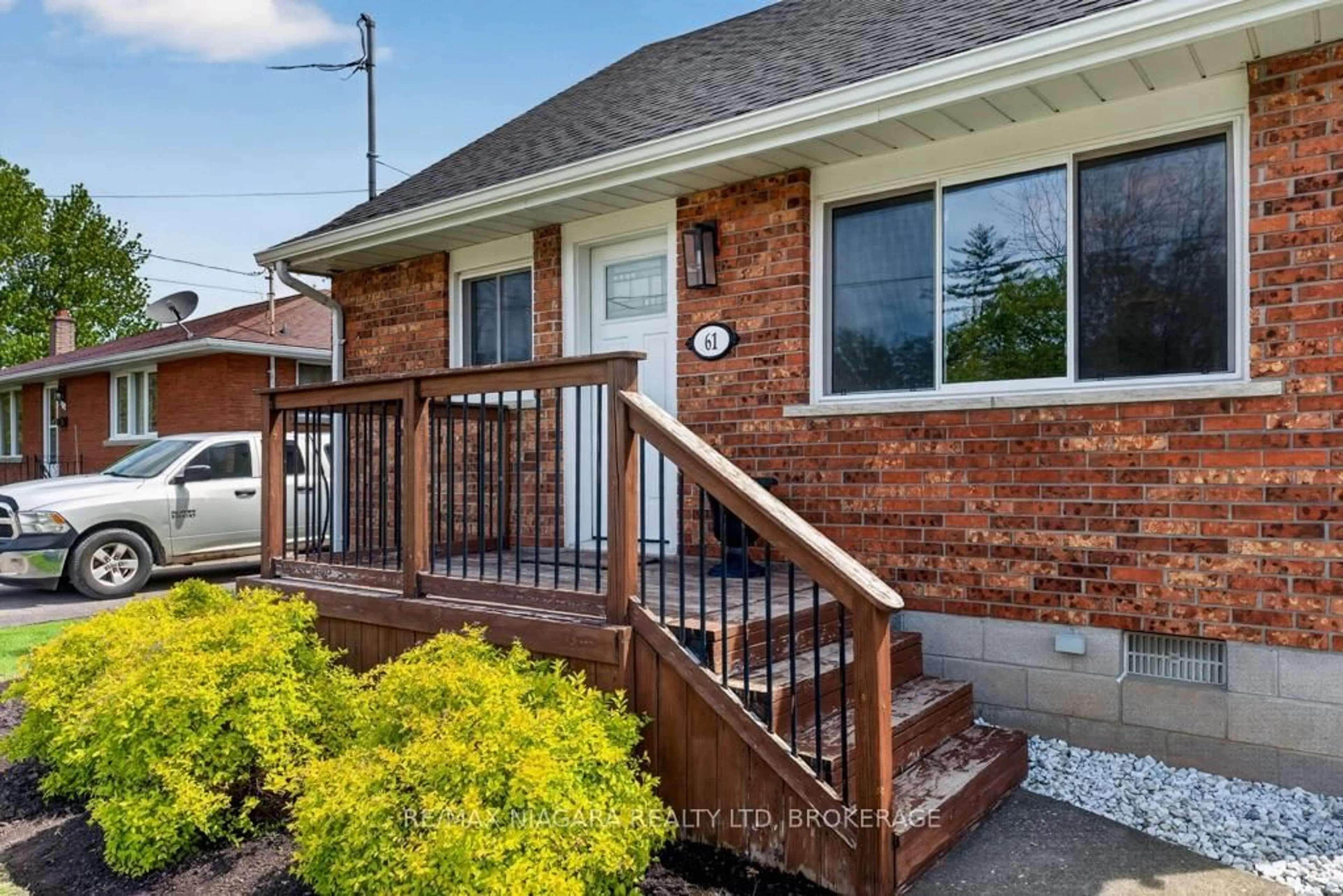 Home with brick exterior material, street for 61 Torrance St, Fort Erie Ontario L2A 4C5
