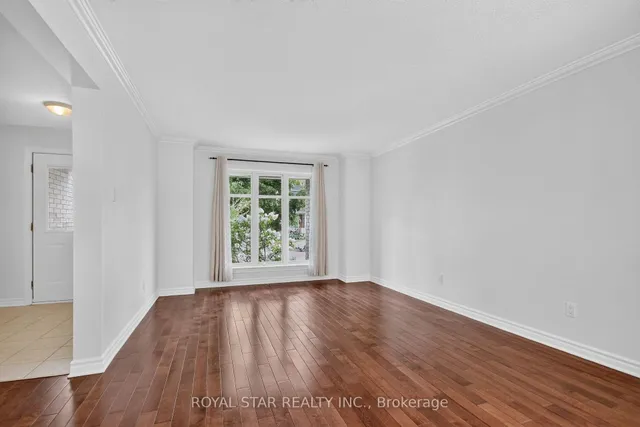 818 Long Point Circ, Ottawa 5