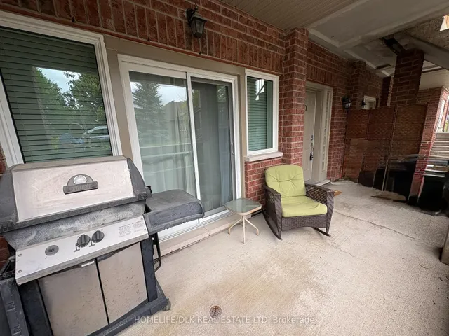 137 D Oldfield St, Ottawa 3