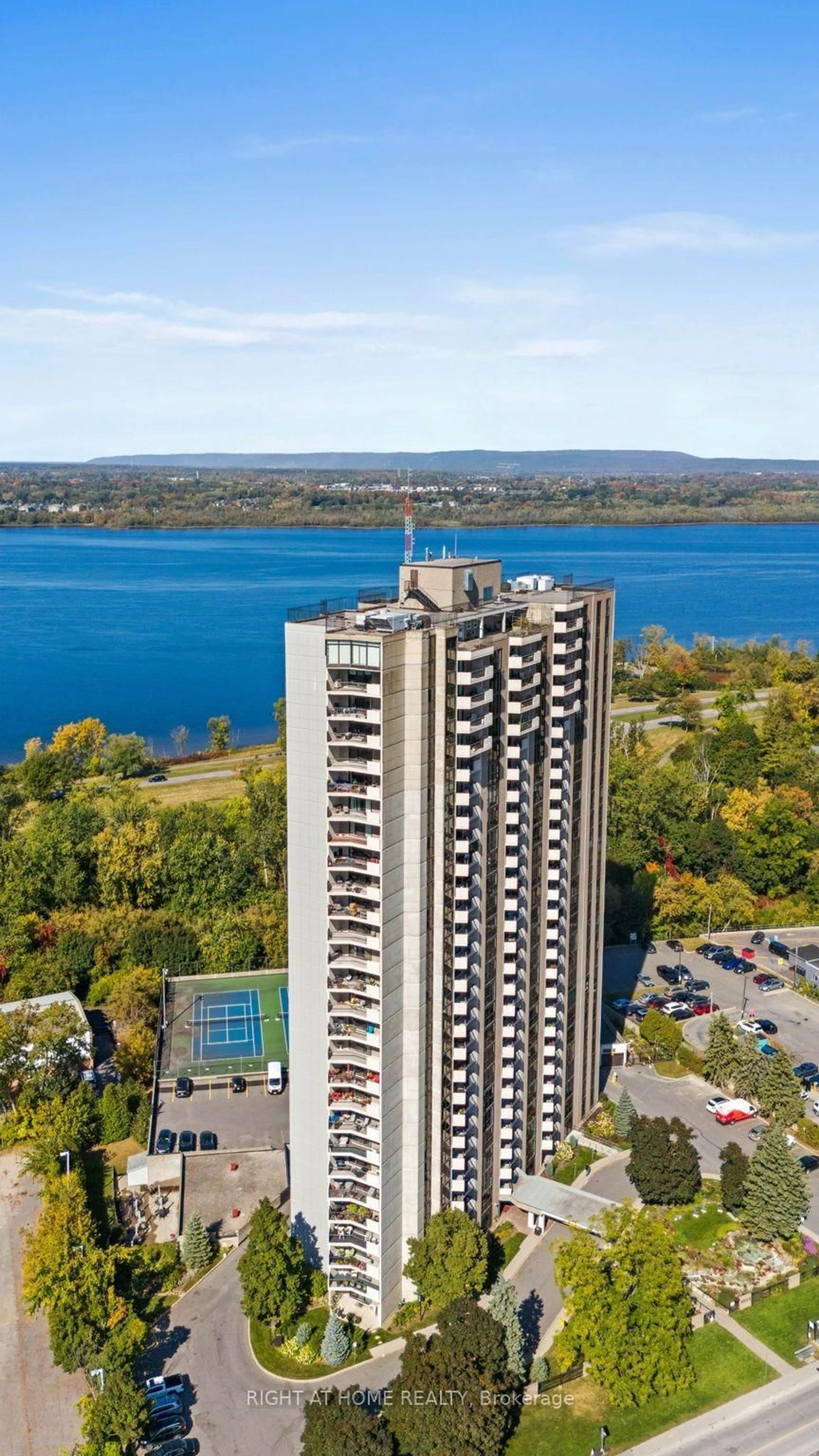 A pic from outside/outdoor area/front of a property/back of a property/a pic from drone, water/lake/river/ocean view for 1025 RICHMOND Rd #503, Ottawa Ontario K2B 8G8
