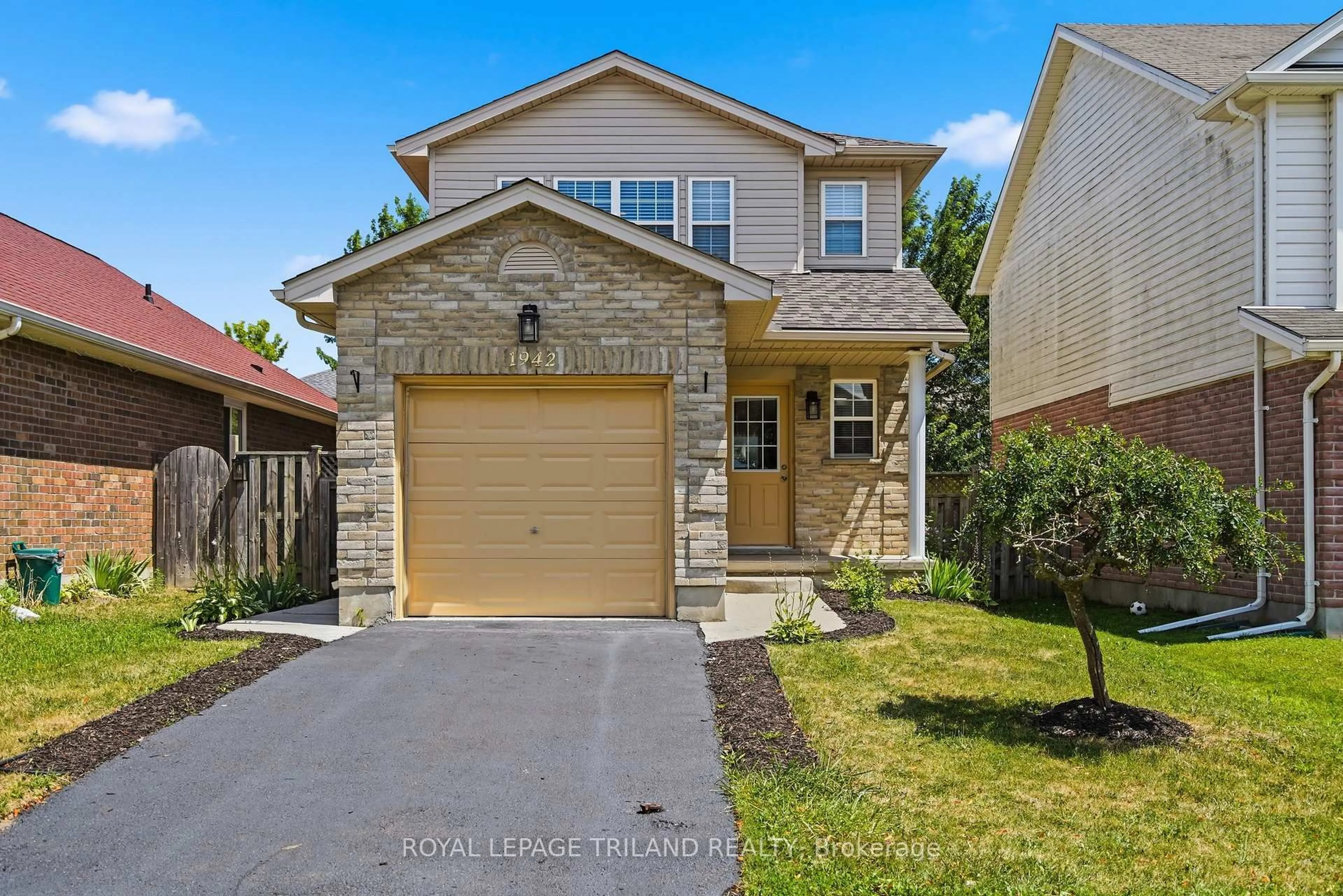 Home with brick exterior material, street for 1942 Bloom Cres, London North Ontario N5X 4N1